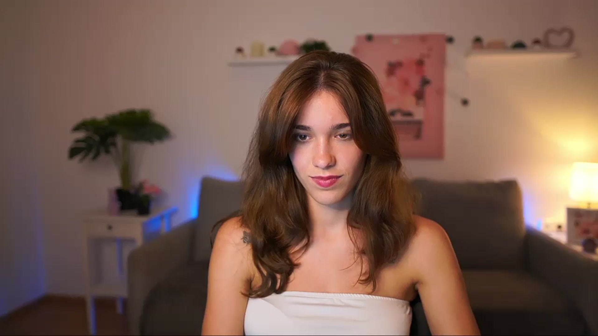 Gallery image thumbnail from Kissiecat's myfreecams stream on, 08/20/2025, 17:56 image 5 of 20