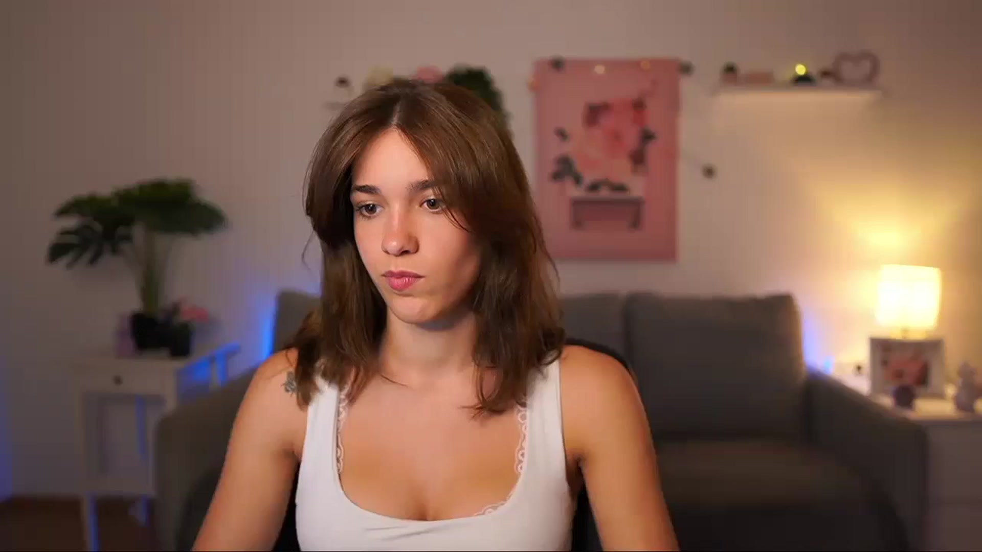 Gallery image thumbnail from Kissiecat's myfreecams stream on, 08/25/2025, 16:02 image 19 of 20