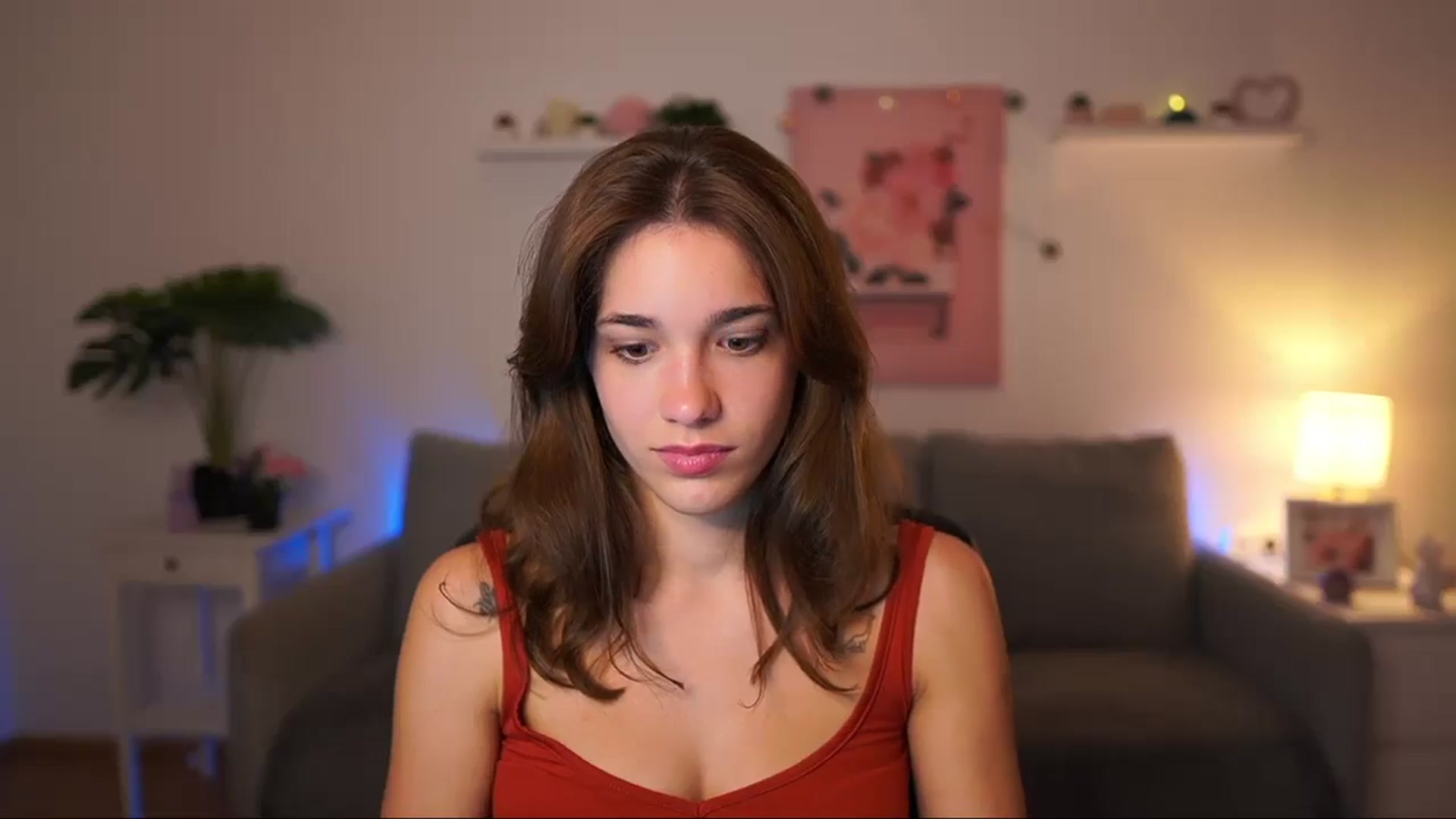 Gallery image thumbnail from Kissiecat's myfreecams stream on, 08/26/2025, 18:11 image 3 of 20