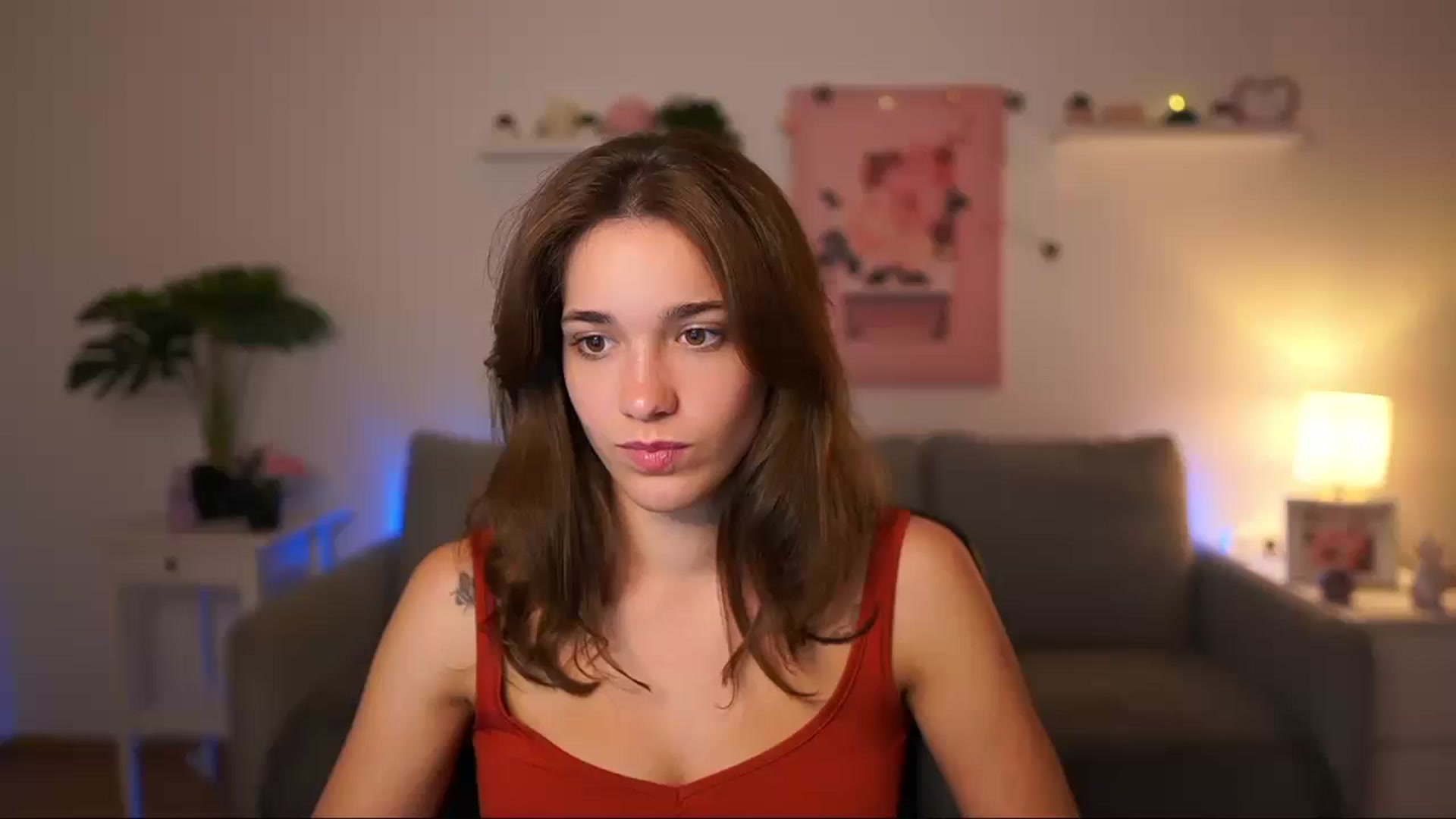 Gallery image thumbnail from Kissiecat's myfreecams stream on, 08/26/2025, 18:11 image 4 of 20