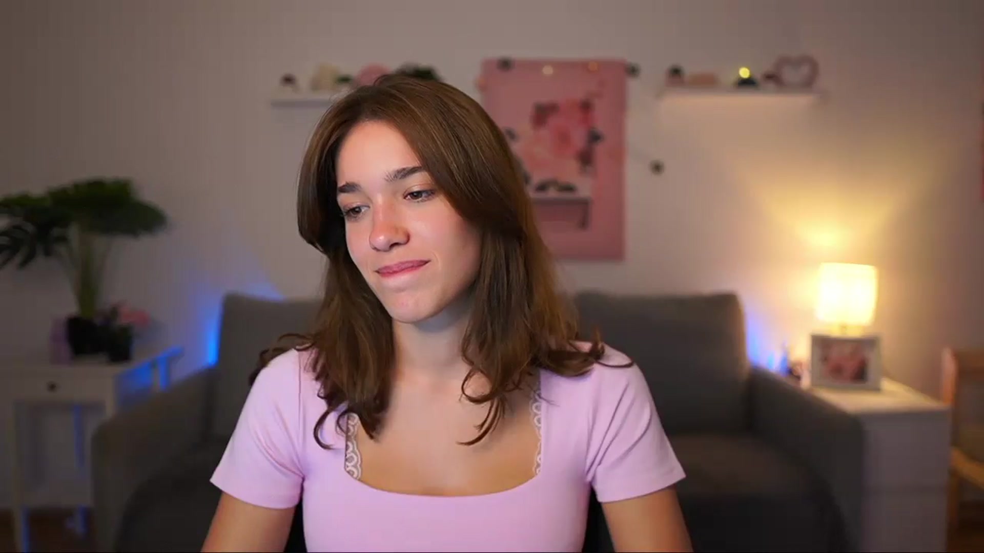 Gallery image thumbnail from Kissiecat's myfreecams stream on, 08/27/2025, 15:09 image 11 of 20
