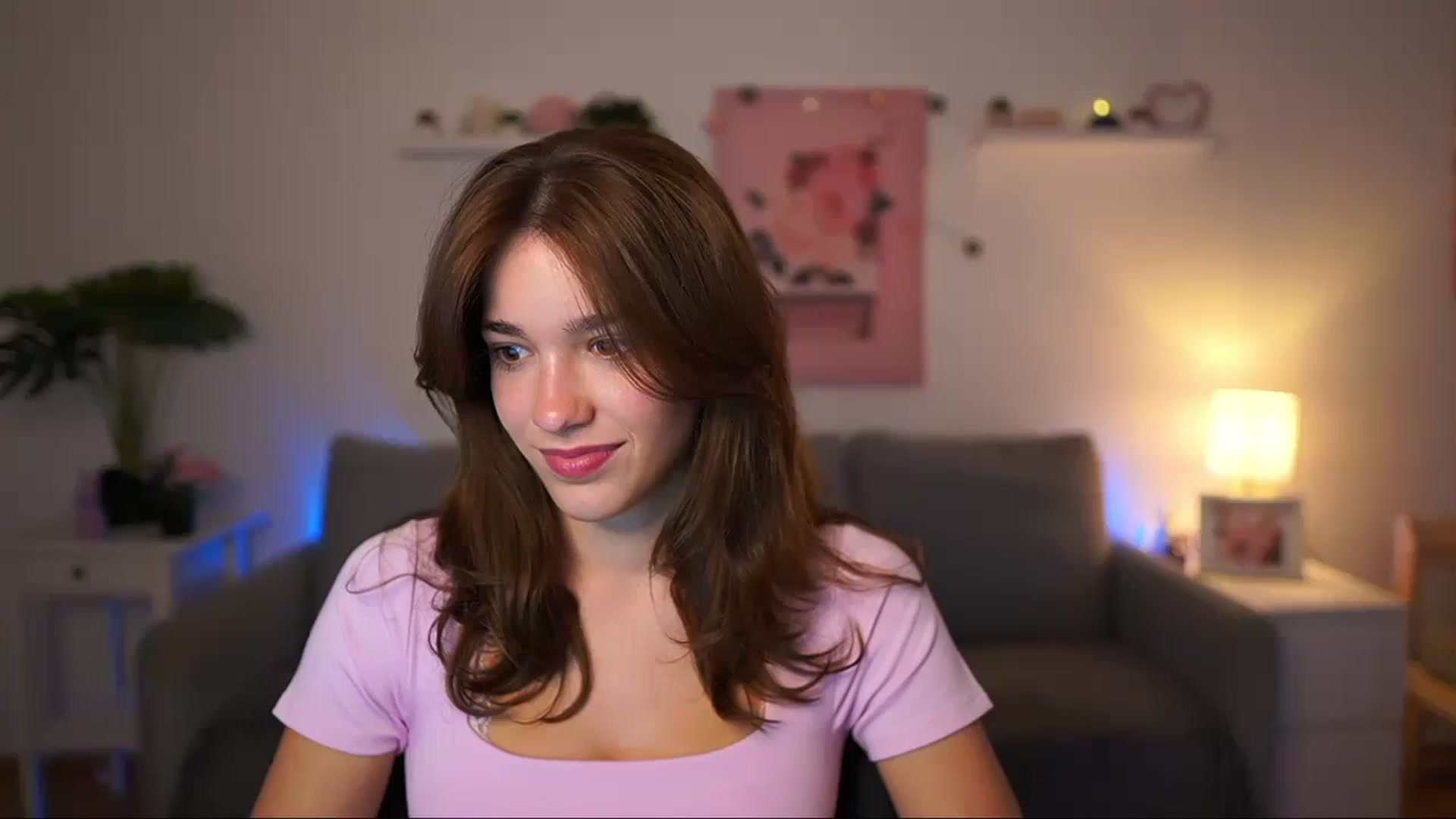Gallery image thumbnail from Kissiecat's myfreecams stream on, 08/27/2025, 15:09 image 1 of 20