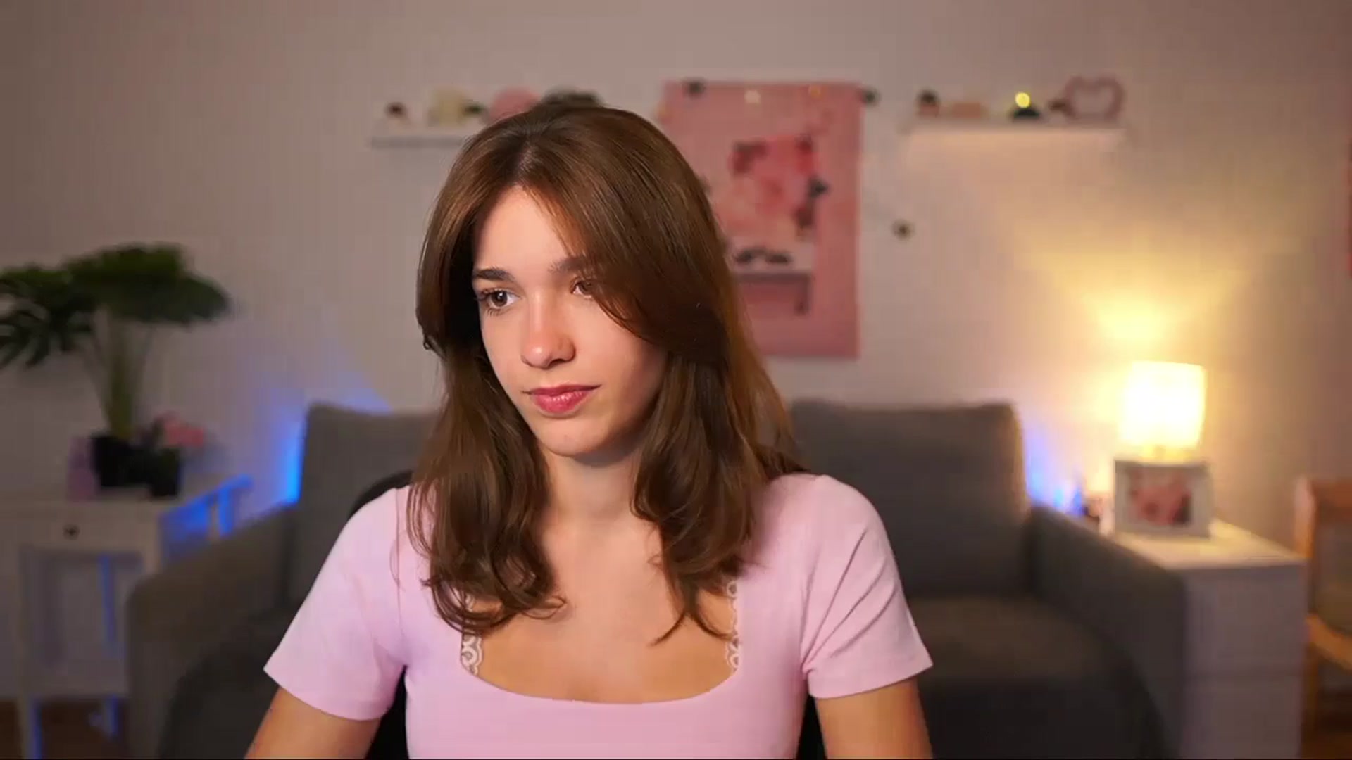 Gallery image thumbnail from Kissiecat's myfreecams stream on, 08/27/2025, 15:52 image 9 of 20