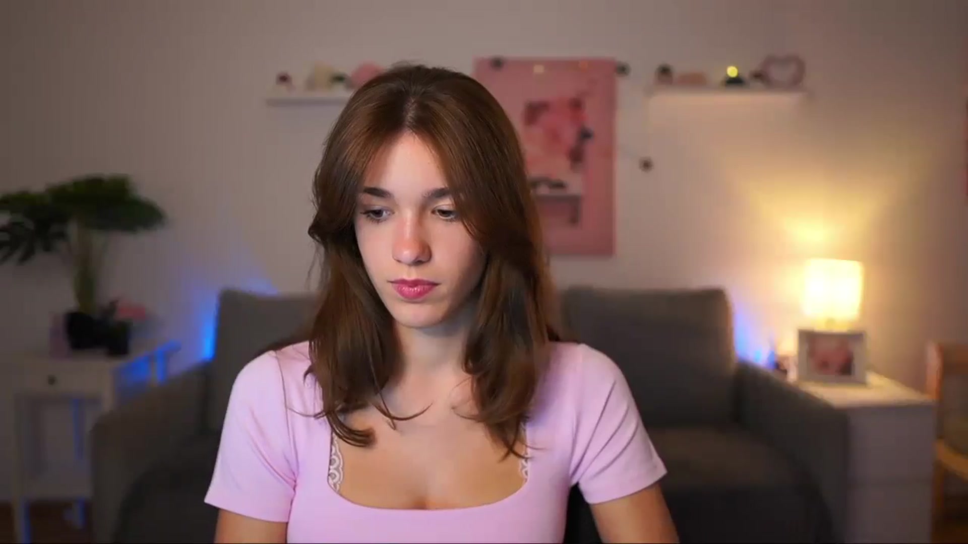 Gallery image thumbnail from Kissiecat's myfreecams stream on, 08/27/2025, 15:52 image 5 of 20