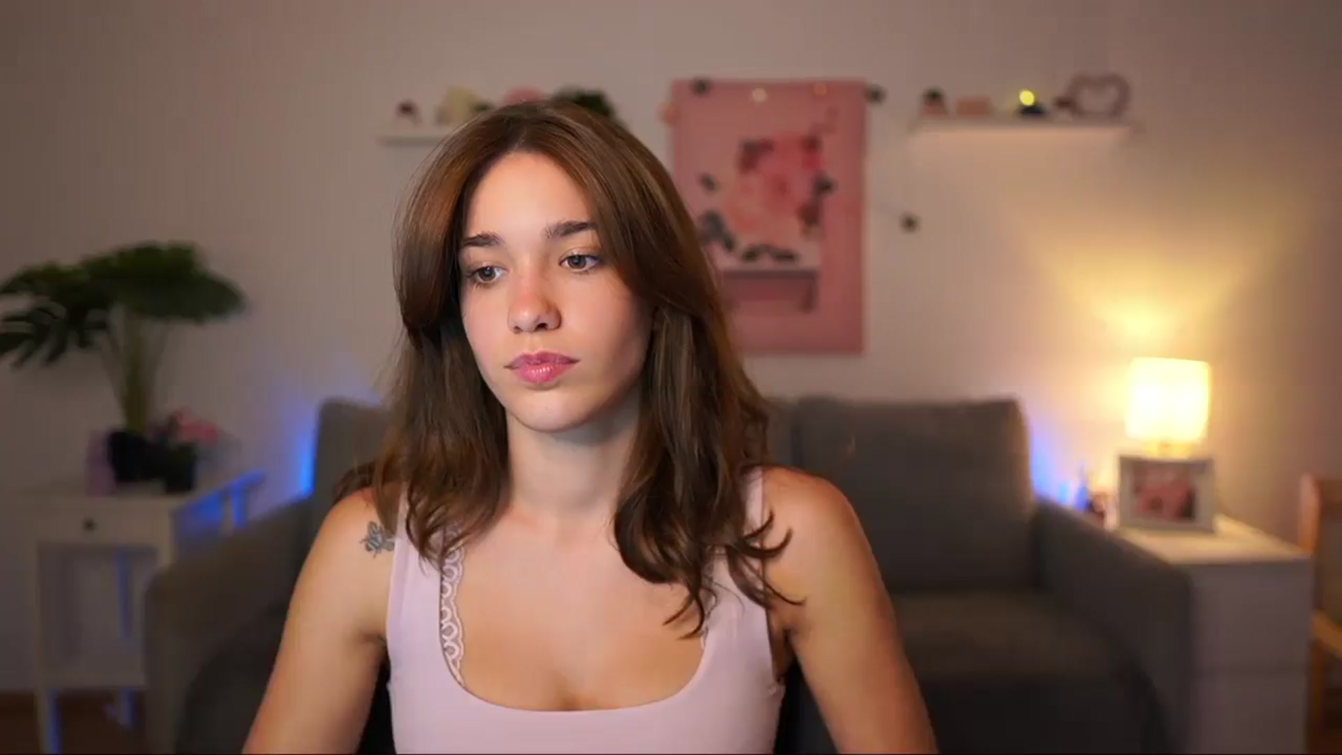 Gallery image thumbnail from Kissiecat's myfreecams stream on, 08/28/2025, 13:59 image 2 of 20
