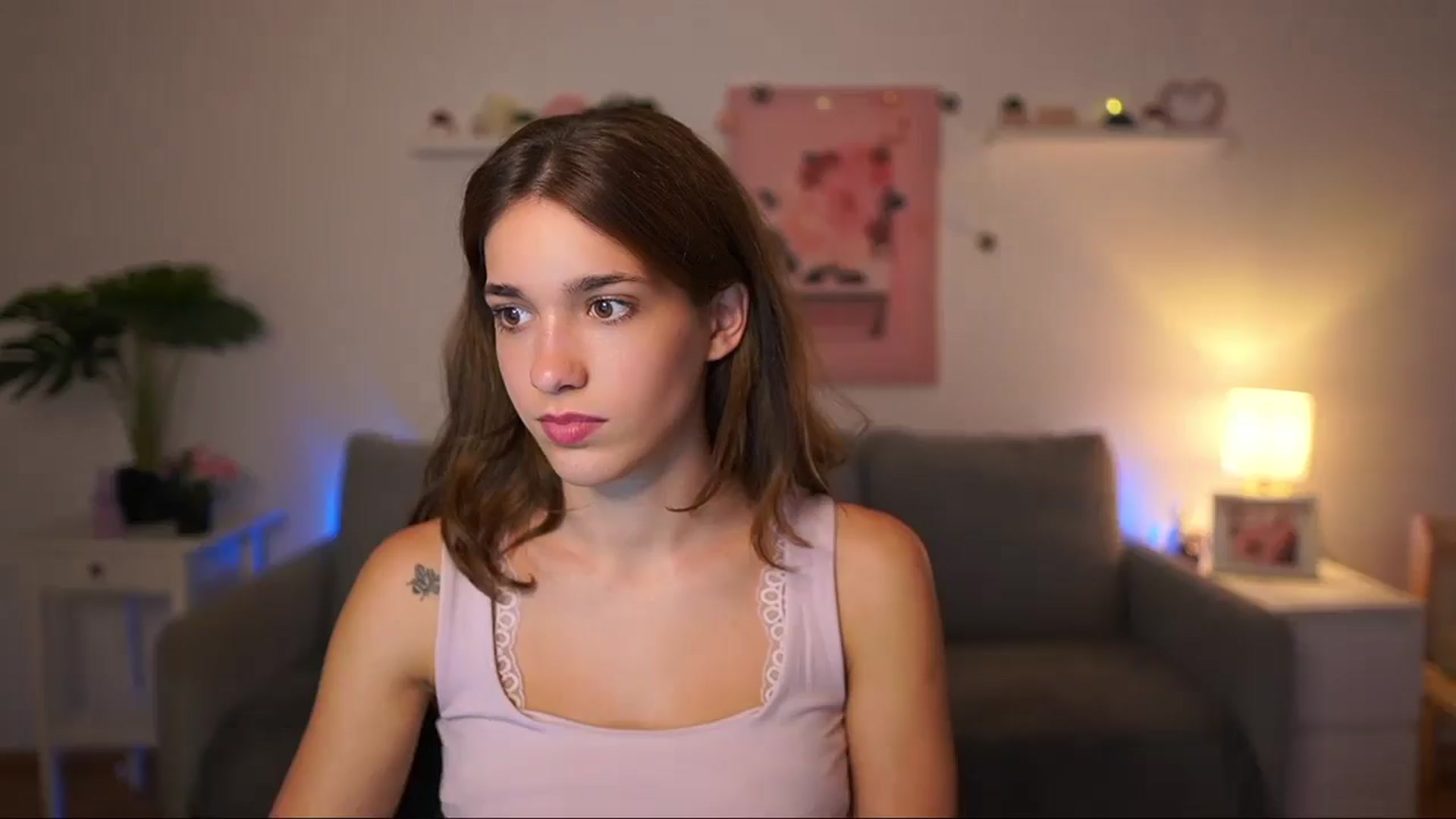 Gallery image thumbnail from Kissiecat's myfreecams stream on, 08/28/2025, 14:25 image 9 of 20