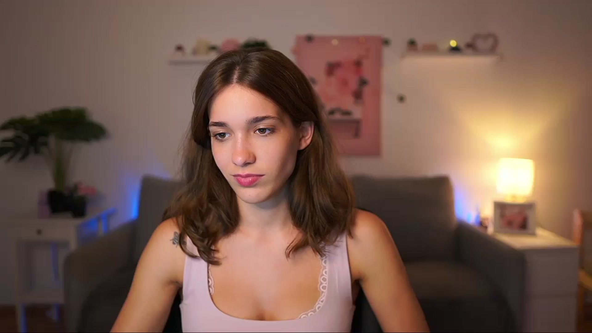 Gallery image thumbnail from Kissiecat's myfreecams stream on, 08/28/2025, 16:48 image 1 of 20
