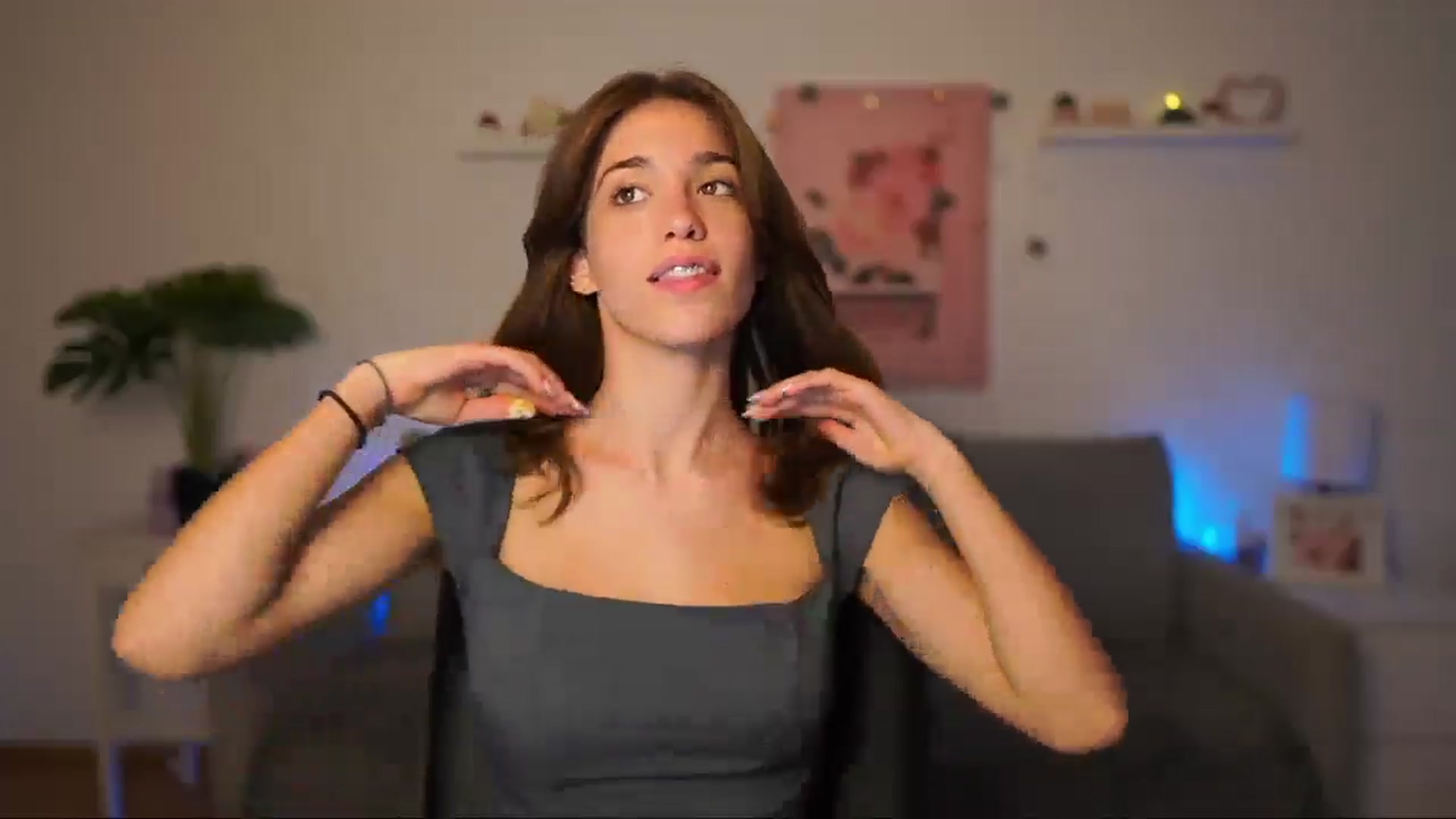 Gallery image thumbnail from Kissiecat's myfreecams stream on, 08/29/2025, 14:04 image 17 of 20