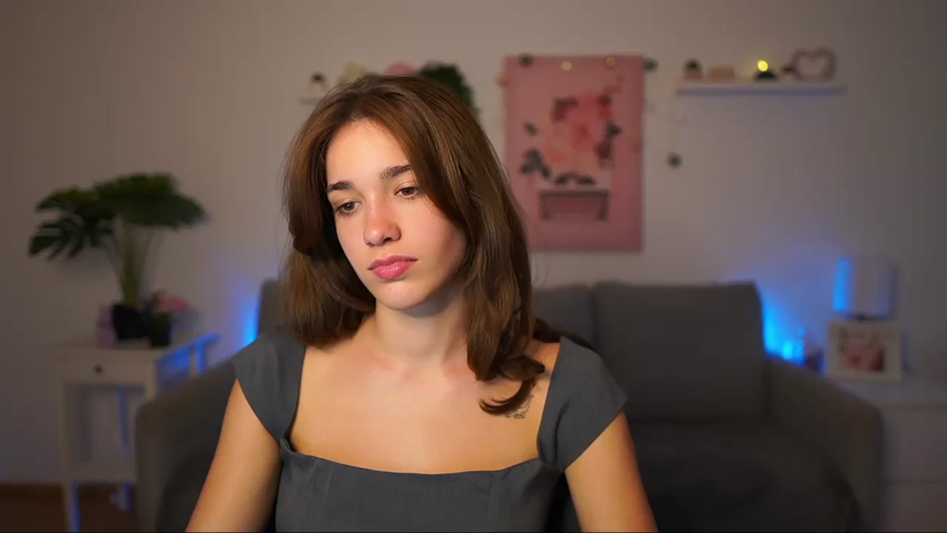 Gallery image thumbnail from Kissiecat's myfreecams stream on, 08/29/2025, 14:04 image 3 of 20
