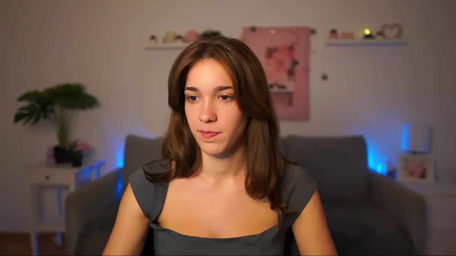 Gallery image thumbnail from Kissiecat's myfreecams stream on, 08/29/2025, 14:47 image 6 of 20