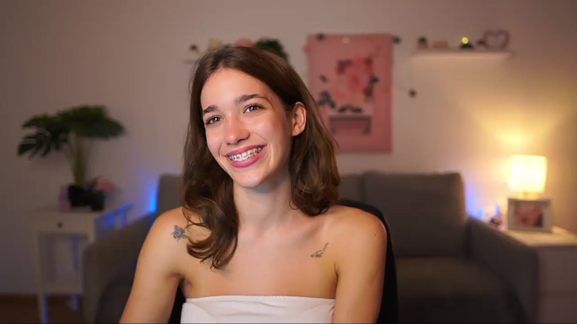 Gallery image thumbnail from Kissiecat's myfreecams stream on, 09/02/2025, 17:55 image 1 of 20