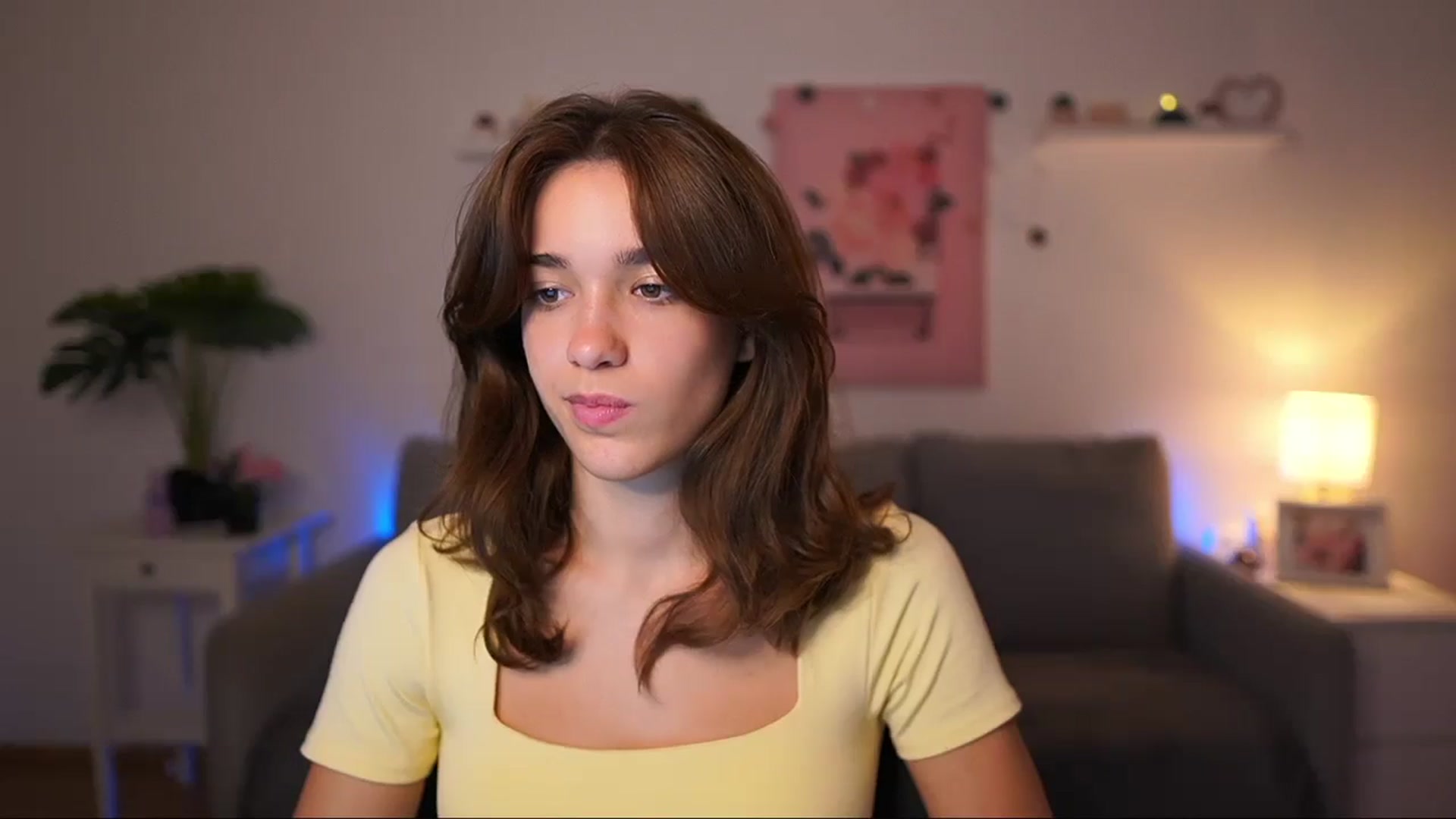 Gallery image thumbnail from Kissiecat's myfreecams stream on, 09/04/2025, 13:33 image 16 of 20
