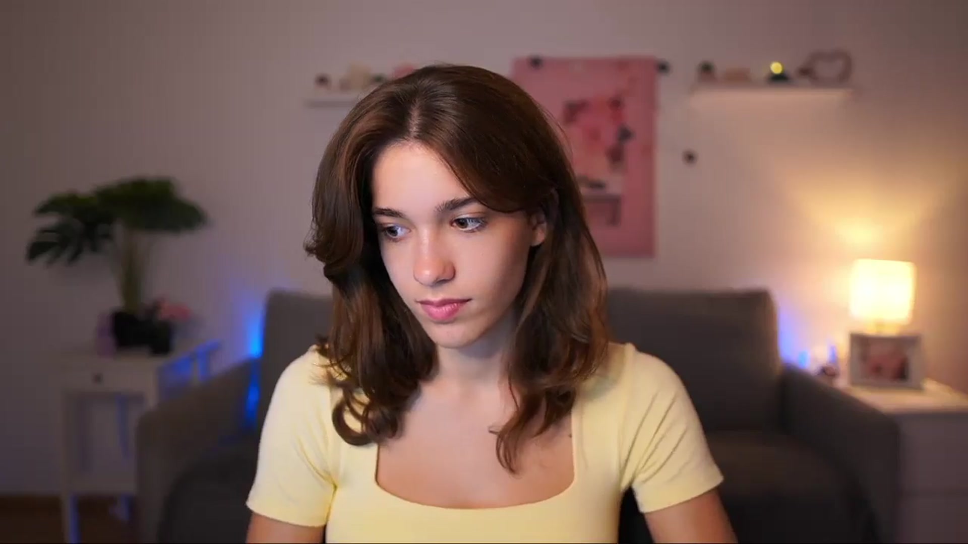 Gallery image thumbnail from Kissiecat's myfreecams stream on, 09/04/2025, 13:33 image 5 of 20