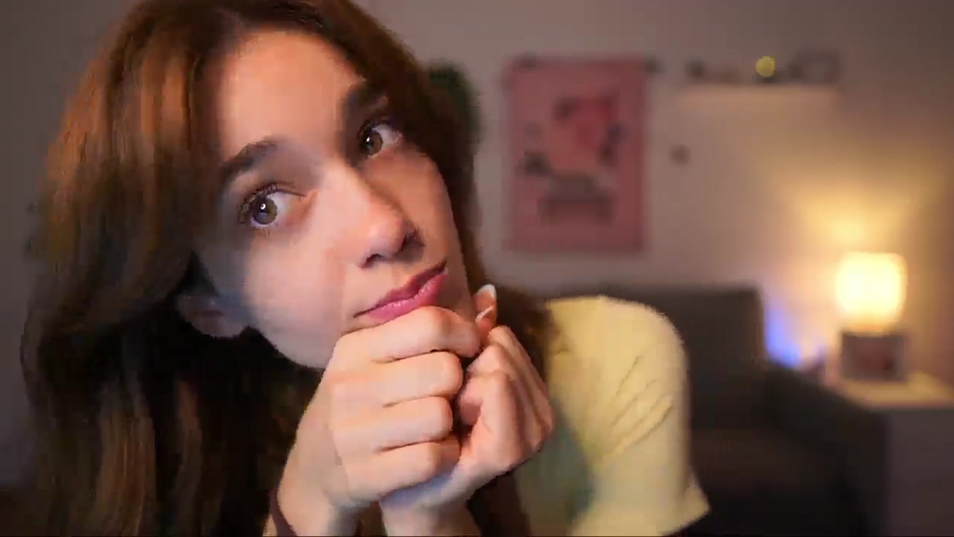 Gallery image thumbnail from Kissiecat's myfreecams stream on, 09/04/2025, 13:33 image 17 of 20