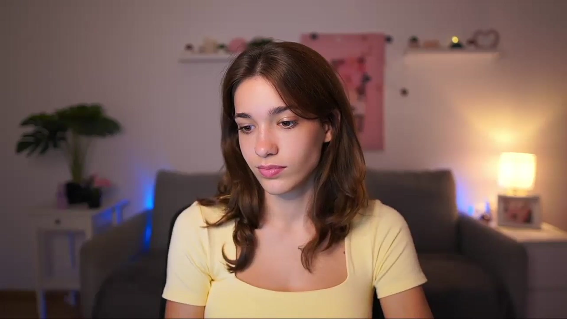 Gallery image thumbnail from Kissiecat's myfreecams stream on, 09/04/2025, 13:33 image 6 of 20