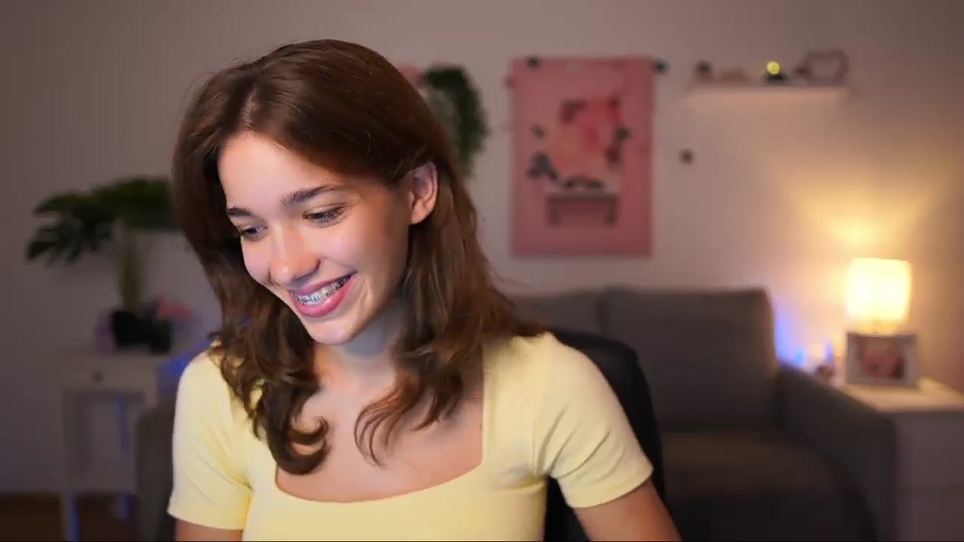 Gallery image thumbnail from Kissiecat's myfreecams stream on, 09/04/2025, 13:33 image 2 of 20