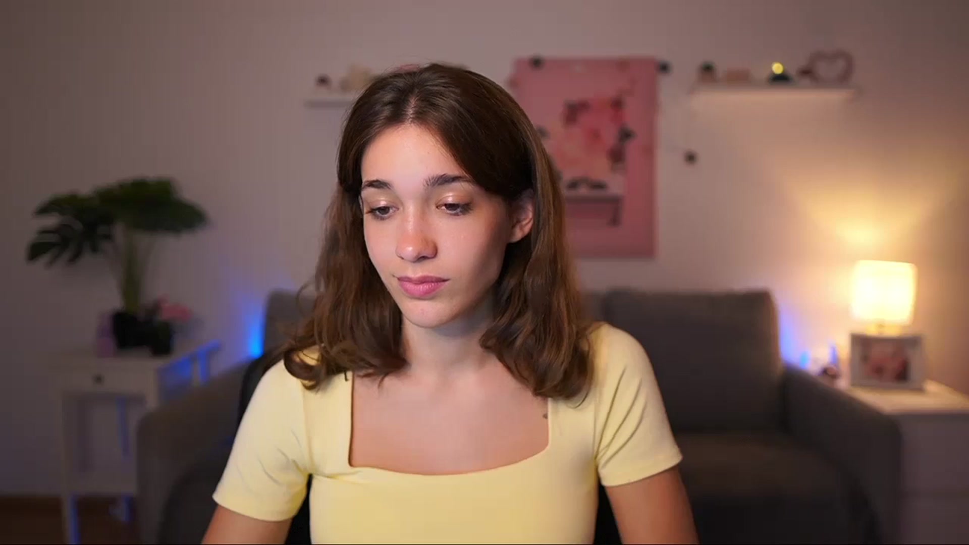 Gallery image thumbnail from Kissiecat's myfreecams stream on, 09/04/2025, 14:00 image 7 of 20
