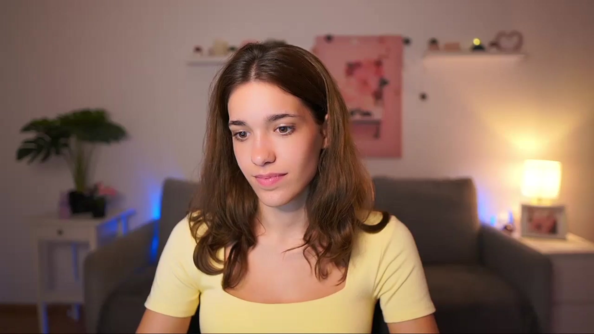 Gallery image thumbnail from Kissiecat's myfreecams stream on, 09/04/2025, 16:27 image 14 of 20
