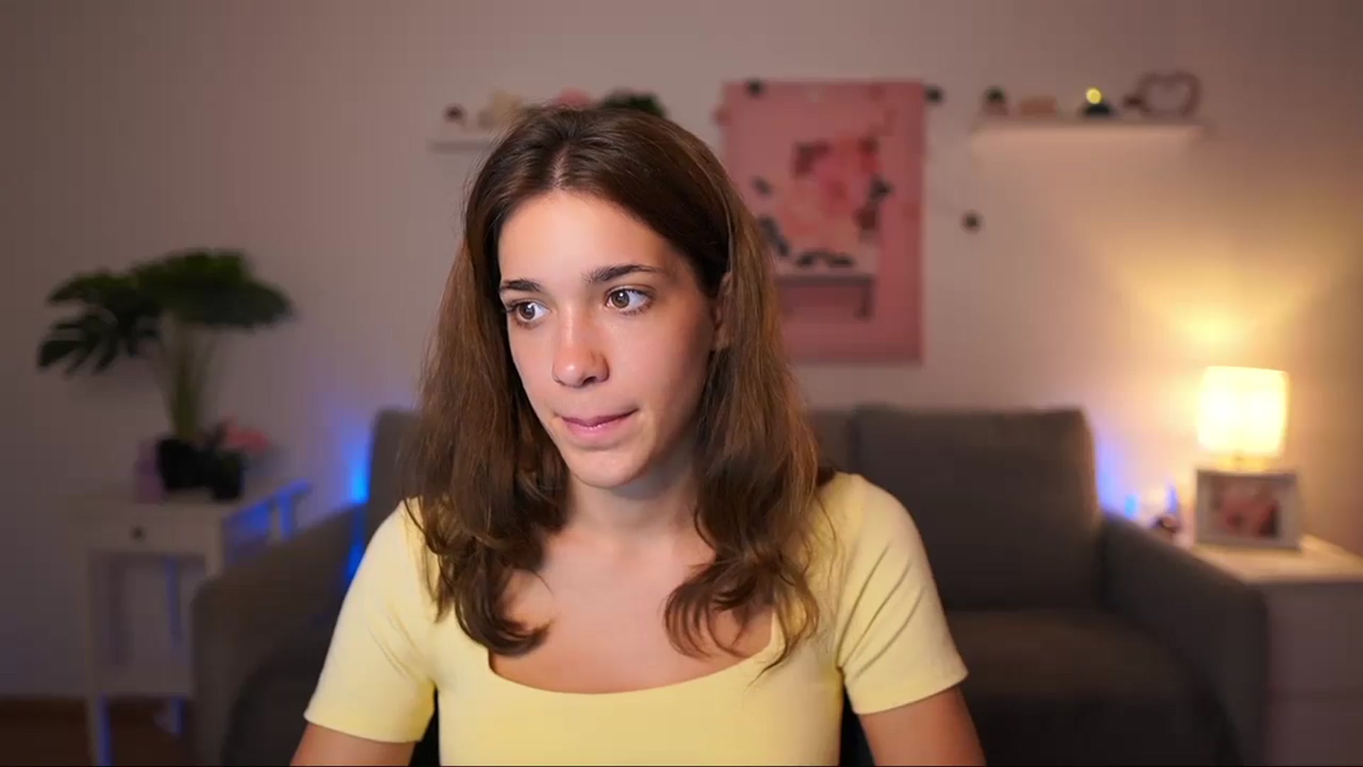 Gallery image thumbnail from Kissiecat's myfreecams stream on, 09/04/2025, 16:27 image 7 of 20