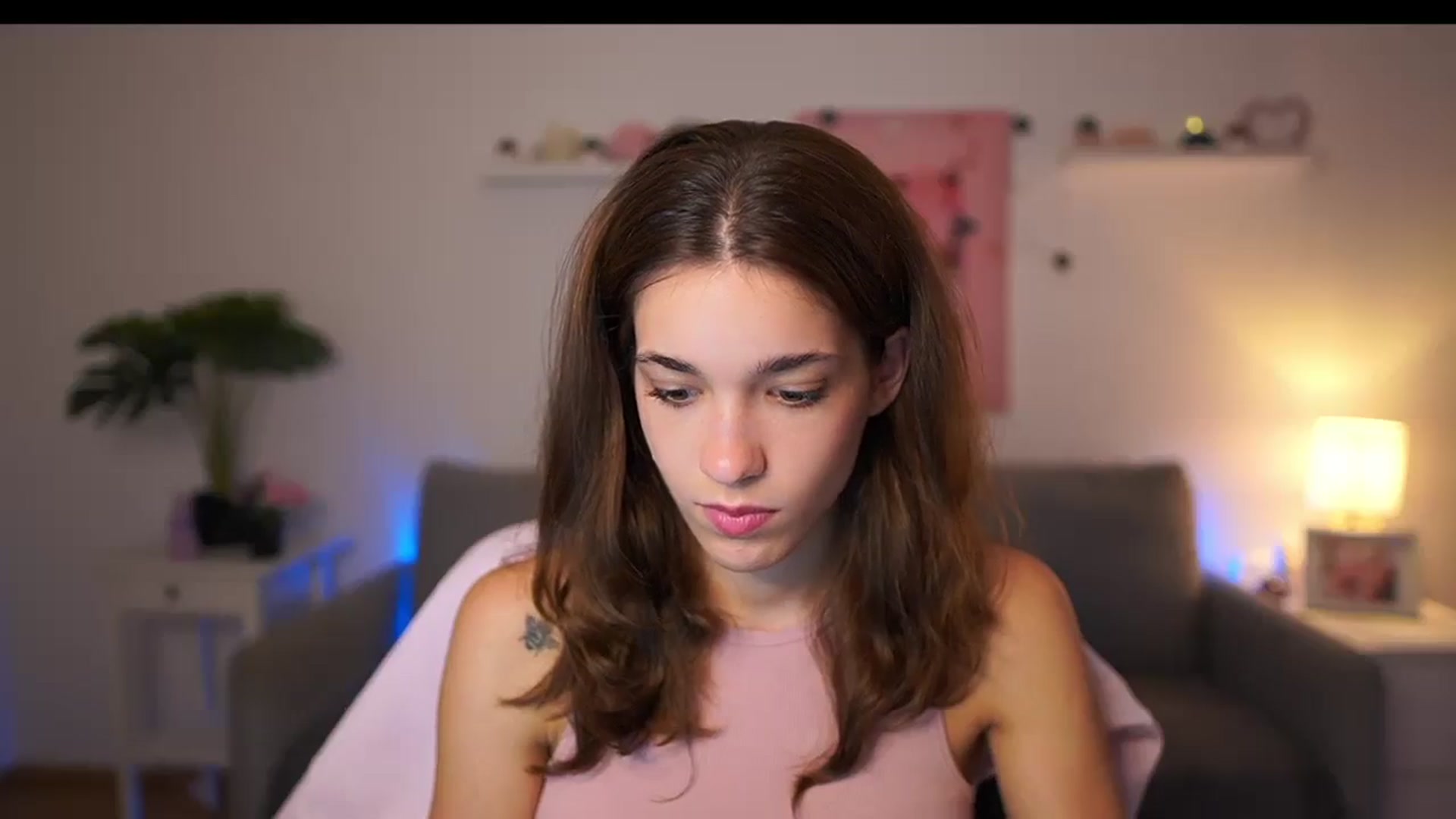 Gallery image thumbnail from Kissiecat's myfreecams stream on, 09/05/2025, 13:20 image 8 of 20