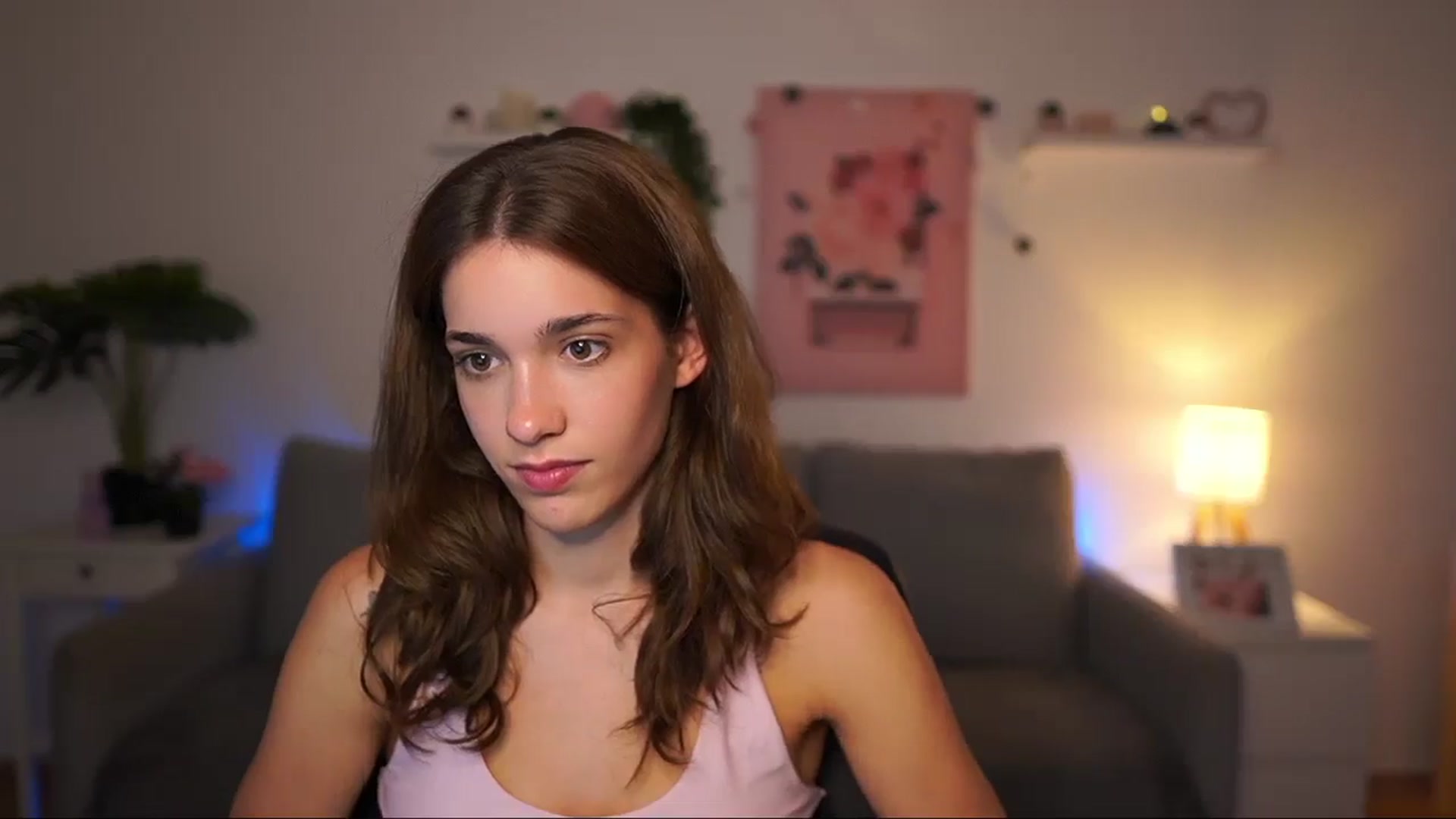 Gallery image thumbnail from Kissiecat's myfreecams stream on, 09/09/2025, 13:45 image 4 of 20
