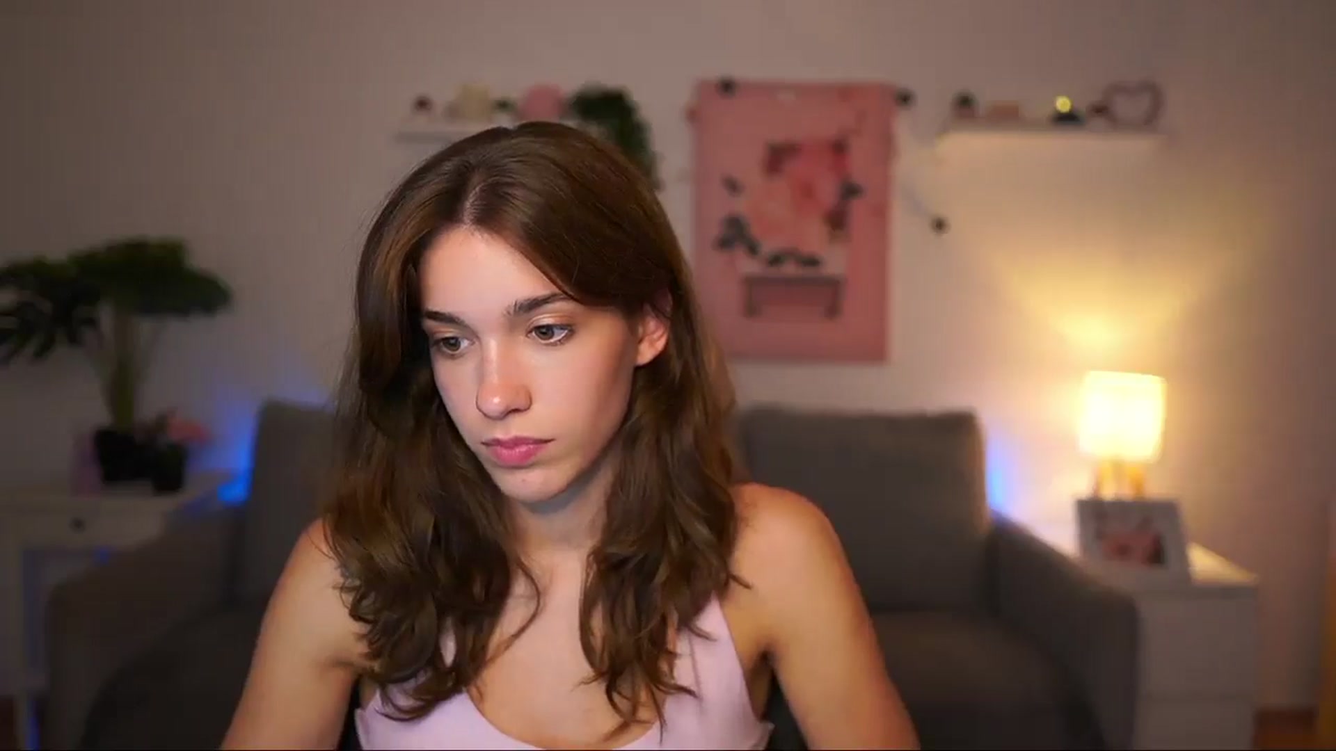 Gallery image thumbnail from Kissiecat's myfreecams stream on, 09/09/2025, 13:45 image 9 of 20