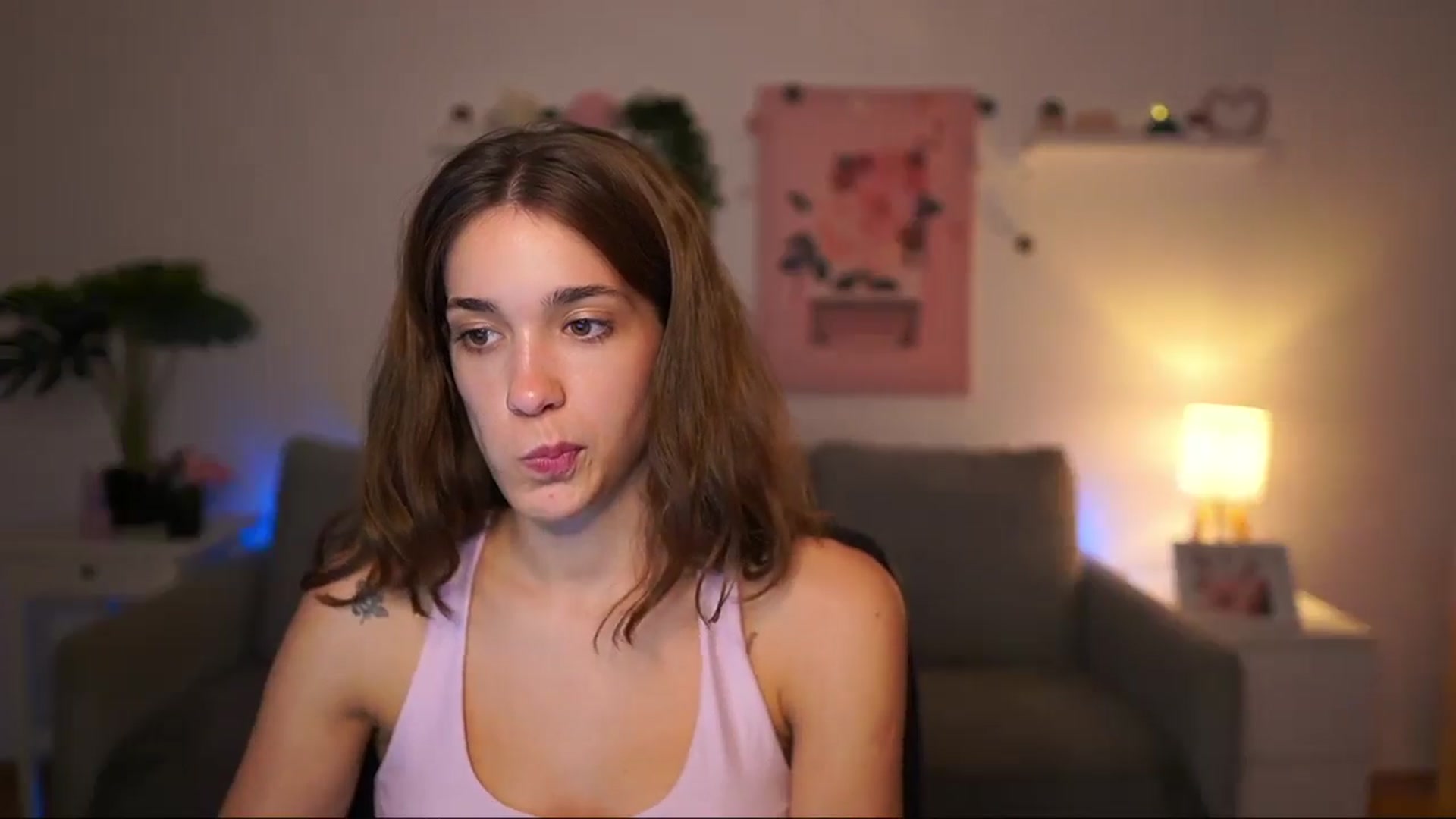 Gallery image thumbnail from Kissiecat's myfreecams stream on, 09/09/2025, 16:06 image 12 of 20