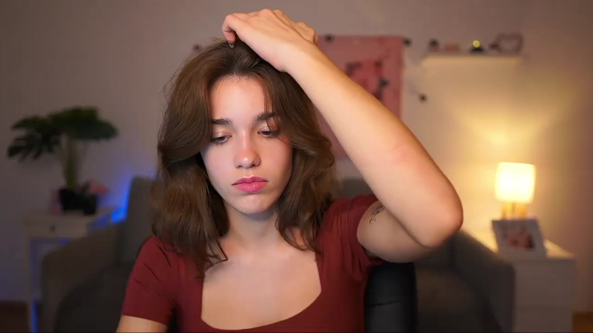 Gallery image thumbnail from Kissiecat's myfreecams stream on, 09/10/2025, 19:31 image 6 of 20