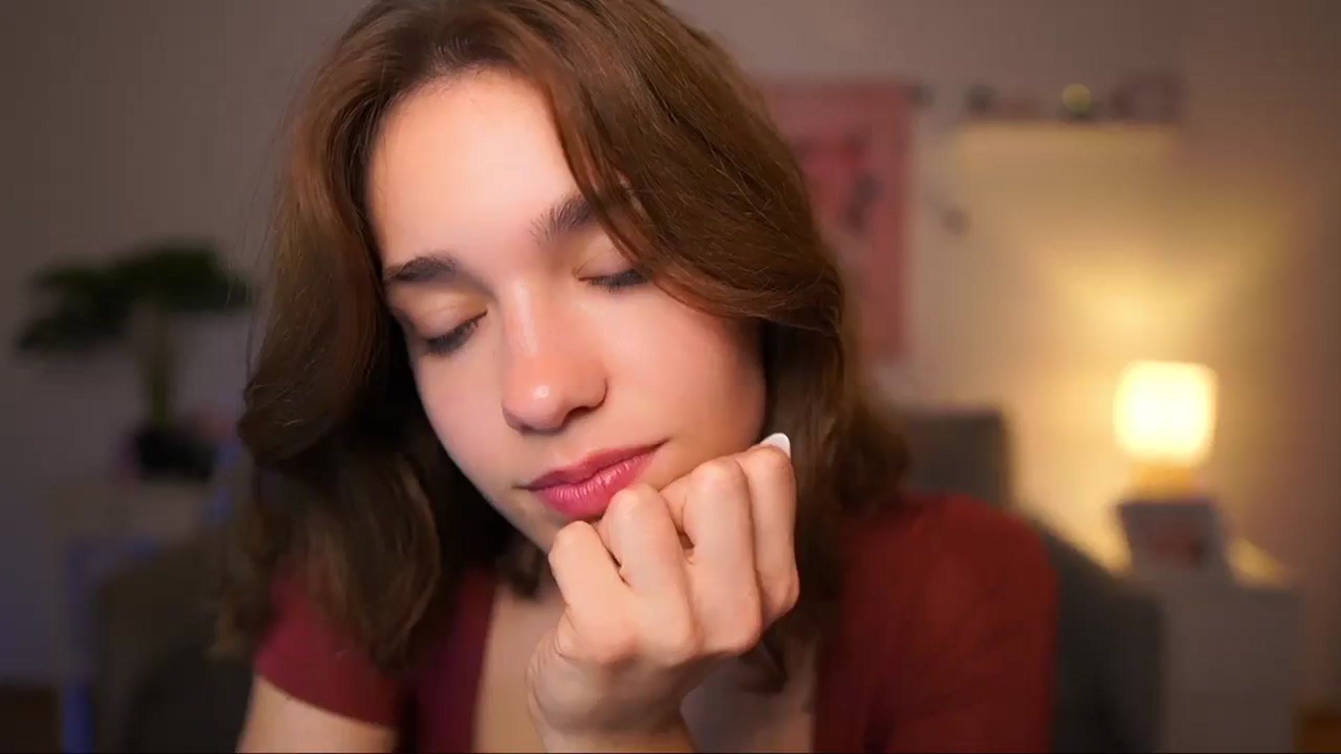 Gallery image thumbnail from Kissiecat's myfreecams stream on, 09/10/2025, 20:14 image 6 of 20