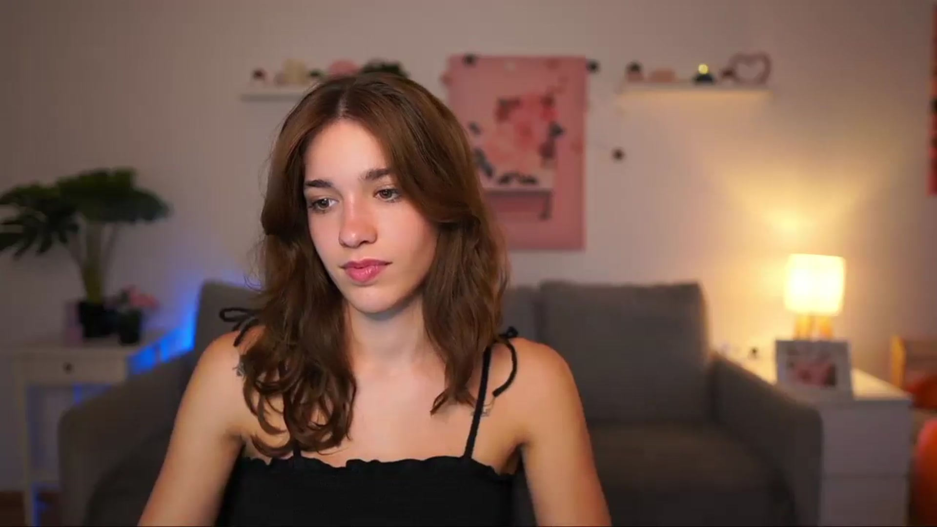 Gallery image thumbnail from Kissiecat's myfreecams stream on, 09/11/2025, 15:48 image 6 of 20