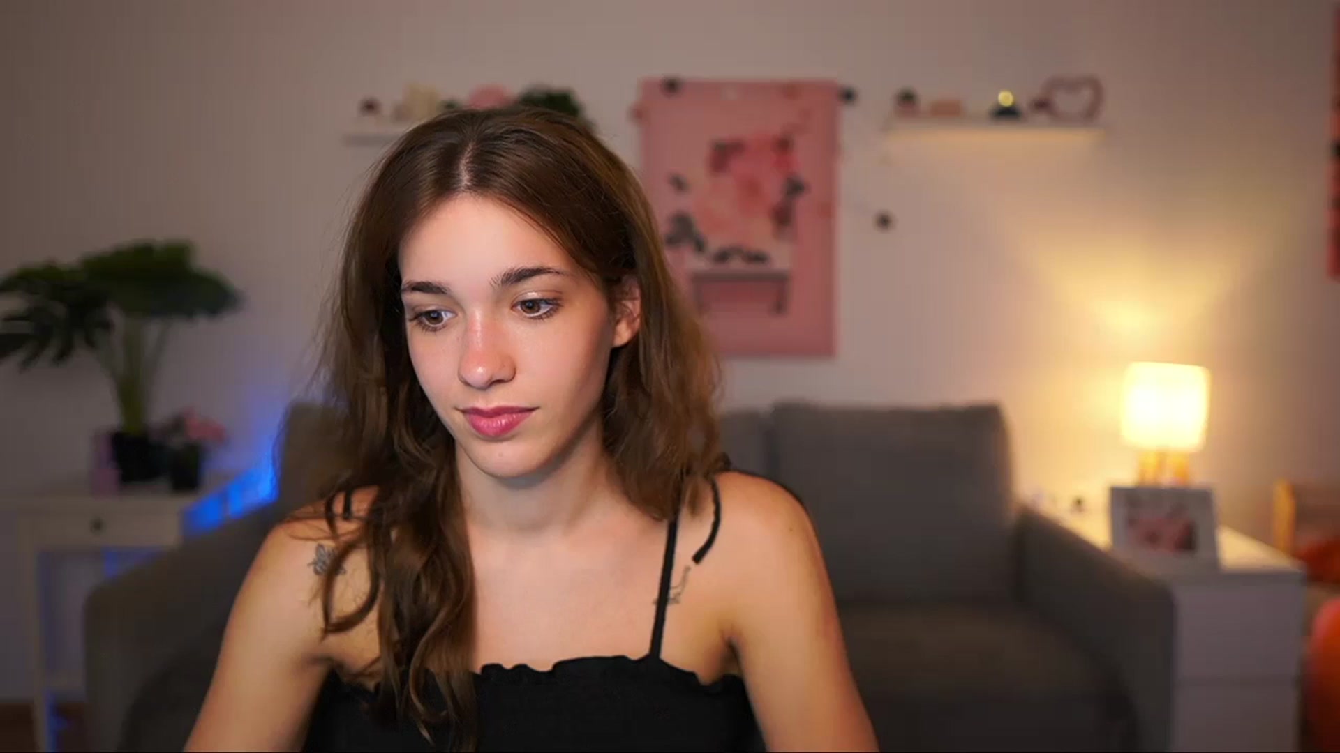 Gallery image thumbnail from Kissiecat's myfreecams stream on, 09/11/2025, 15:48 image 3 of 20