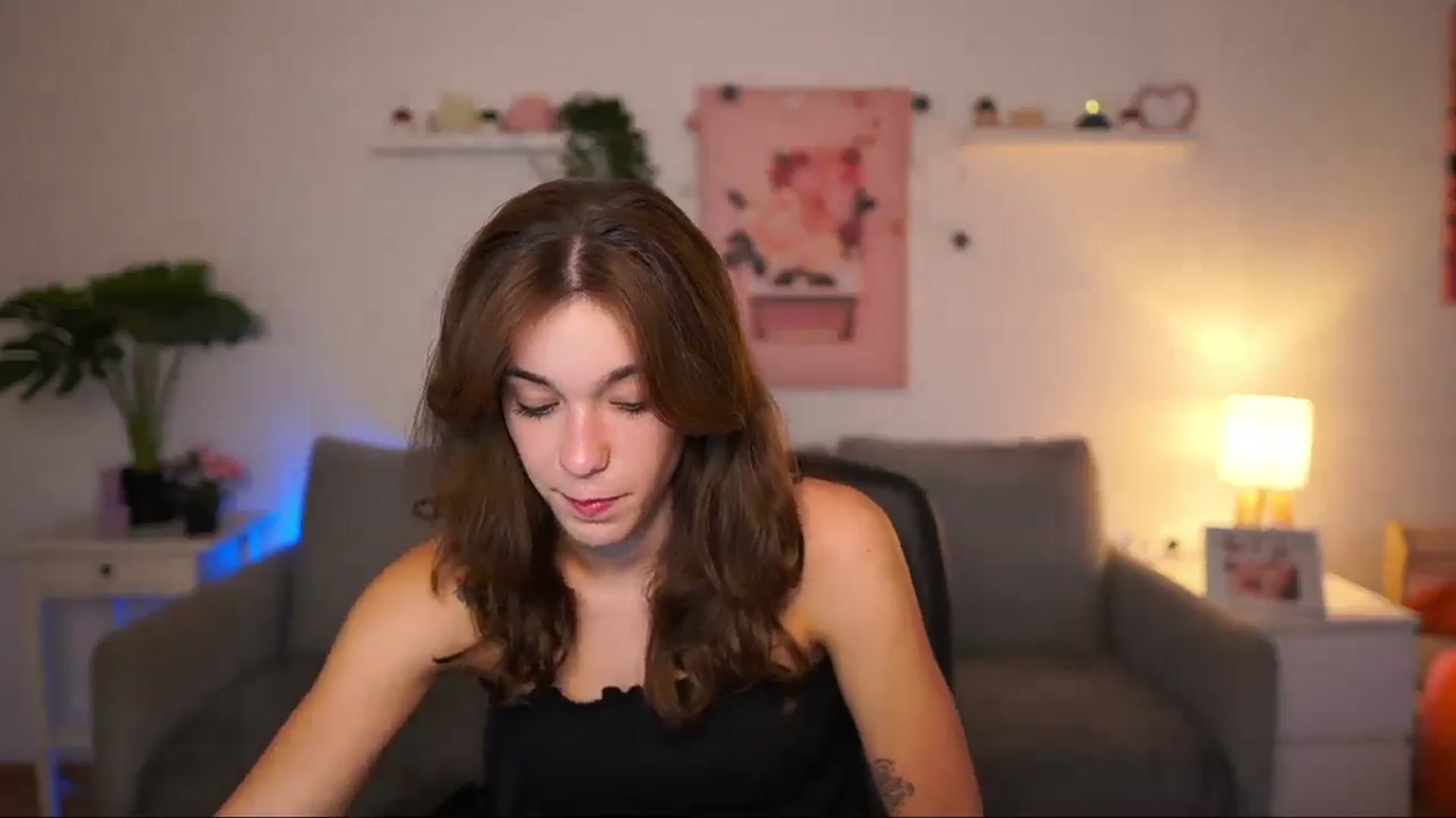 Gallery image thumbnail from Kissiecat's myfreecams stream on, 09/11/2025, 15:48 image 4 of 20