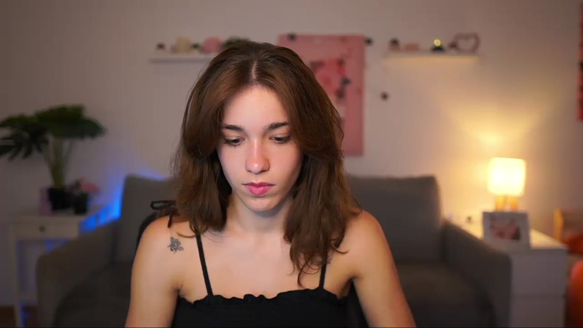 Gallery image thumbnail from Kissiecat's myfreecams stream on, 09/11/2025, 15:48 image 2 of 20