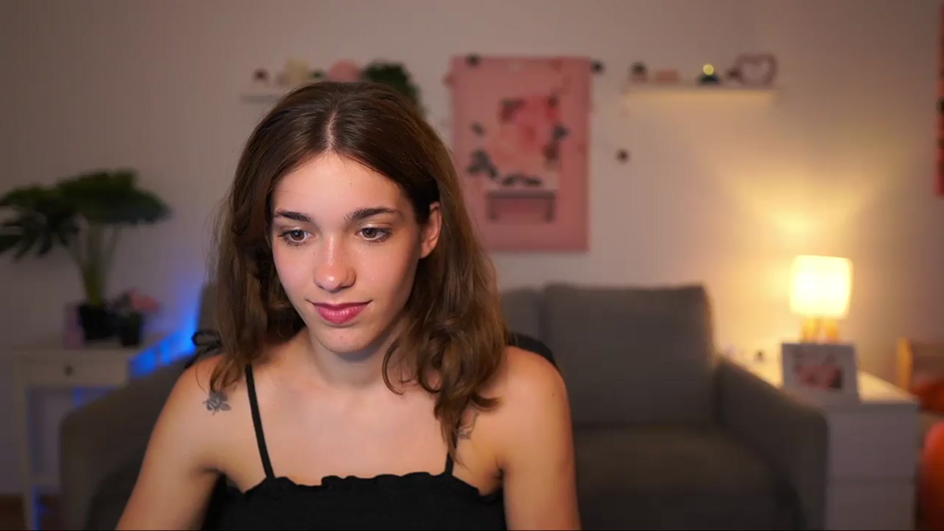 Gallery image thumbnail from Kissiecat's myfreecams stream on, 09/11/2025, 15:48 image 15 of 20