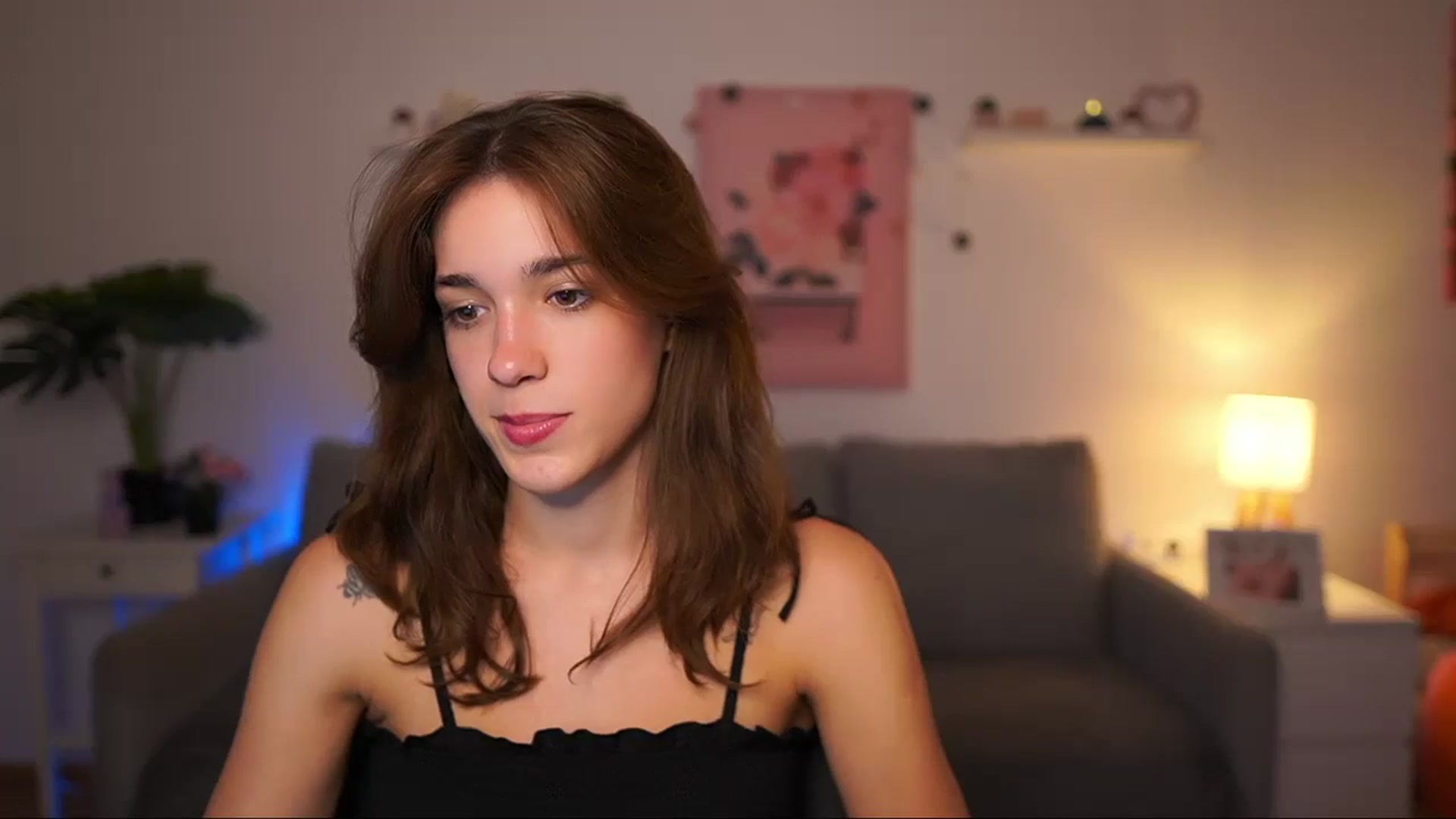 Gallery image thumbnail from Kissiecat's myfreecams stream on, 09/11/2025, 16:28 image 2 of 20