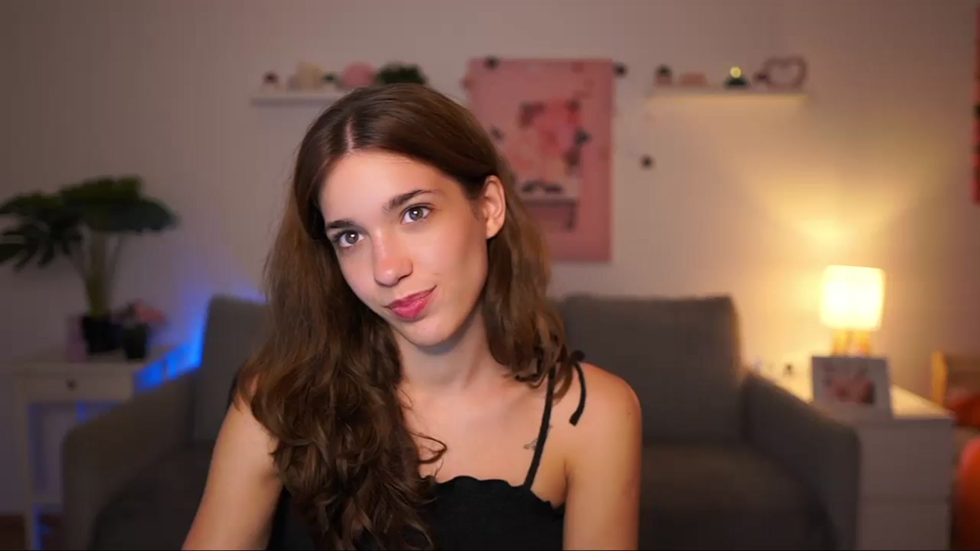 Gallery image thumbnail from Kissiecat's myfreecams stream on, 09/11/2025, 16:58 image 6 of 20