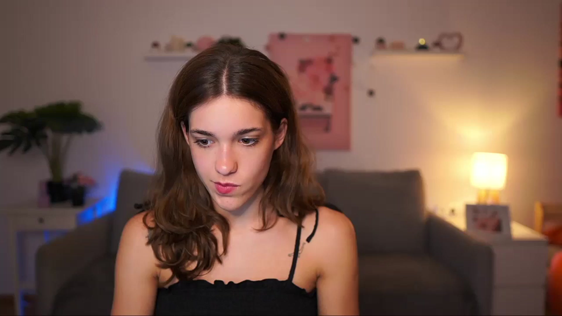 Gallery image thumbnail from Kissiecat's myfreecams stream on, 09/11/2025, 16:58 image 15 of 20
