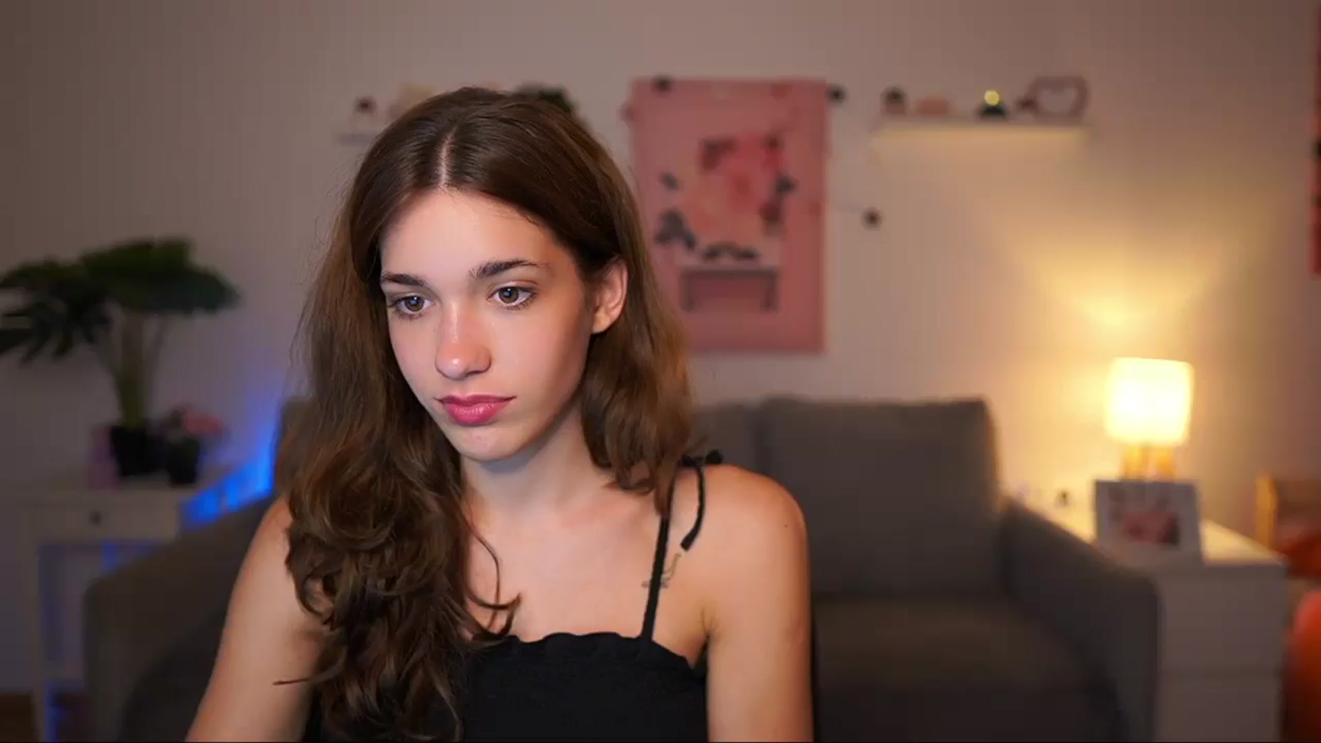 Gallery image thumbnail from Kissiecat's myfreecams stream on, 09/11/2025, 16:58 image 1 of 20