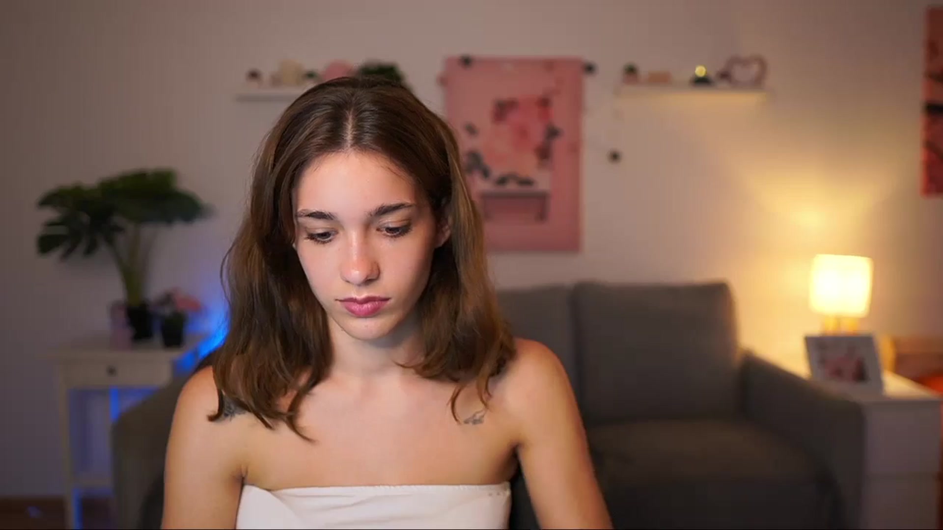 Gallery image thumbnail from Kissiecat's myfreecams stream on, 09/12/2025, 15:25 image 9 of 20