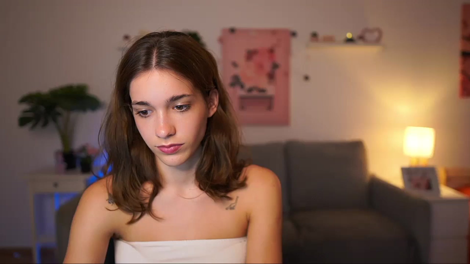 Gallery image thumbnail from Kissiecat's myfreecams stream on, 09/12/2025, 15:25 image 17 of 20