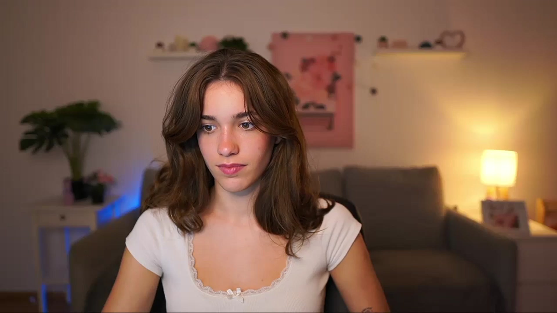 Gallery image thumbnail from Kissiecat's myfreecams stream on, 09/15/2025, 19:35 image 6 of 20