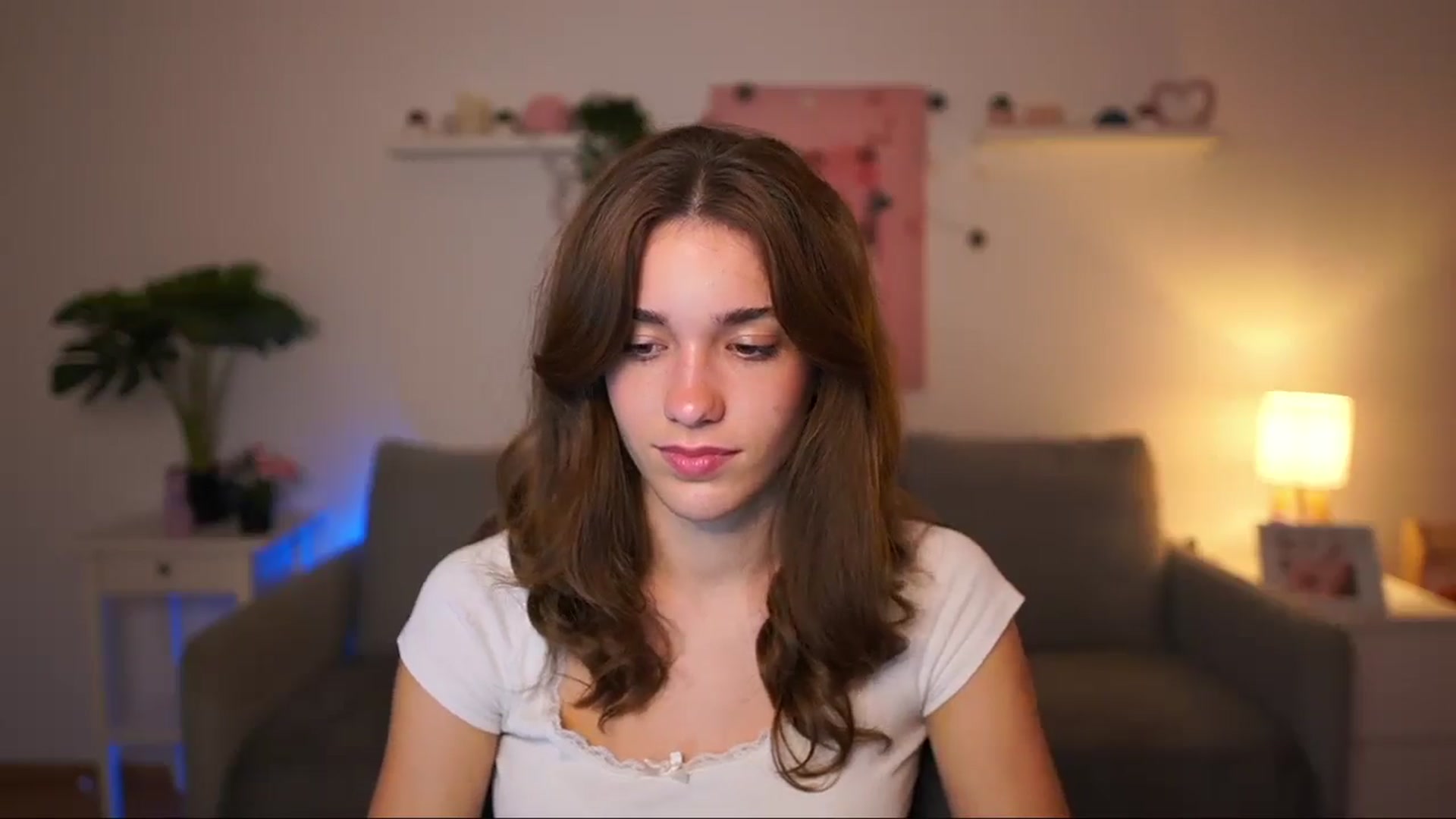 Gallery image thumbnail from Kissiecat's myfreecams stream on, 09/15/2025, 19:35 image 14 of 20