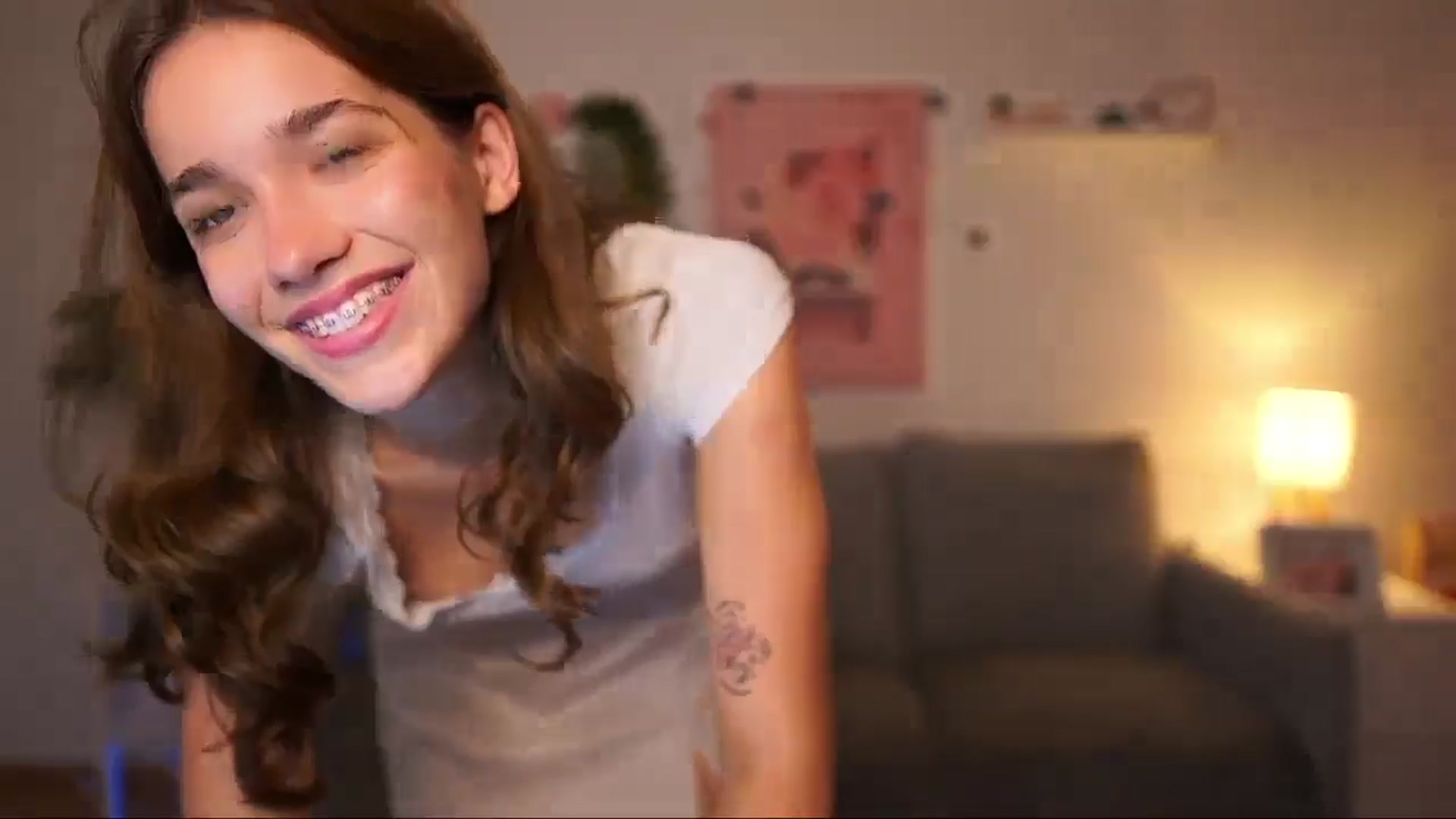 Gallery image thumbnail from Kissiecat's myfreecams stream on, 09/15/2025, 20:42 image 3 of 20
