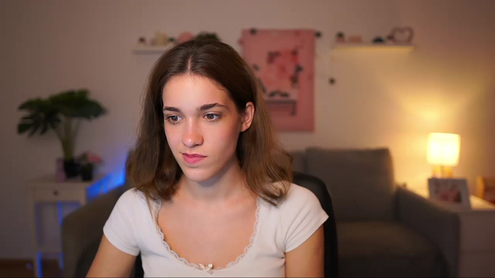 Gallery image thumbnail from Kissiecat's myfreecams stream on, 09/15/2025, 20:42 image 6 of 20