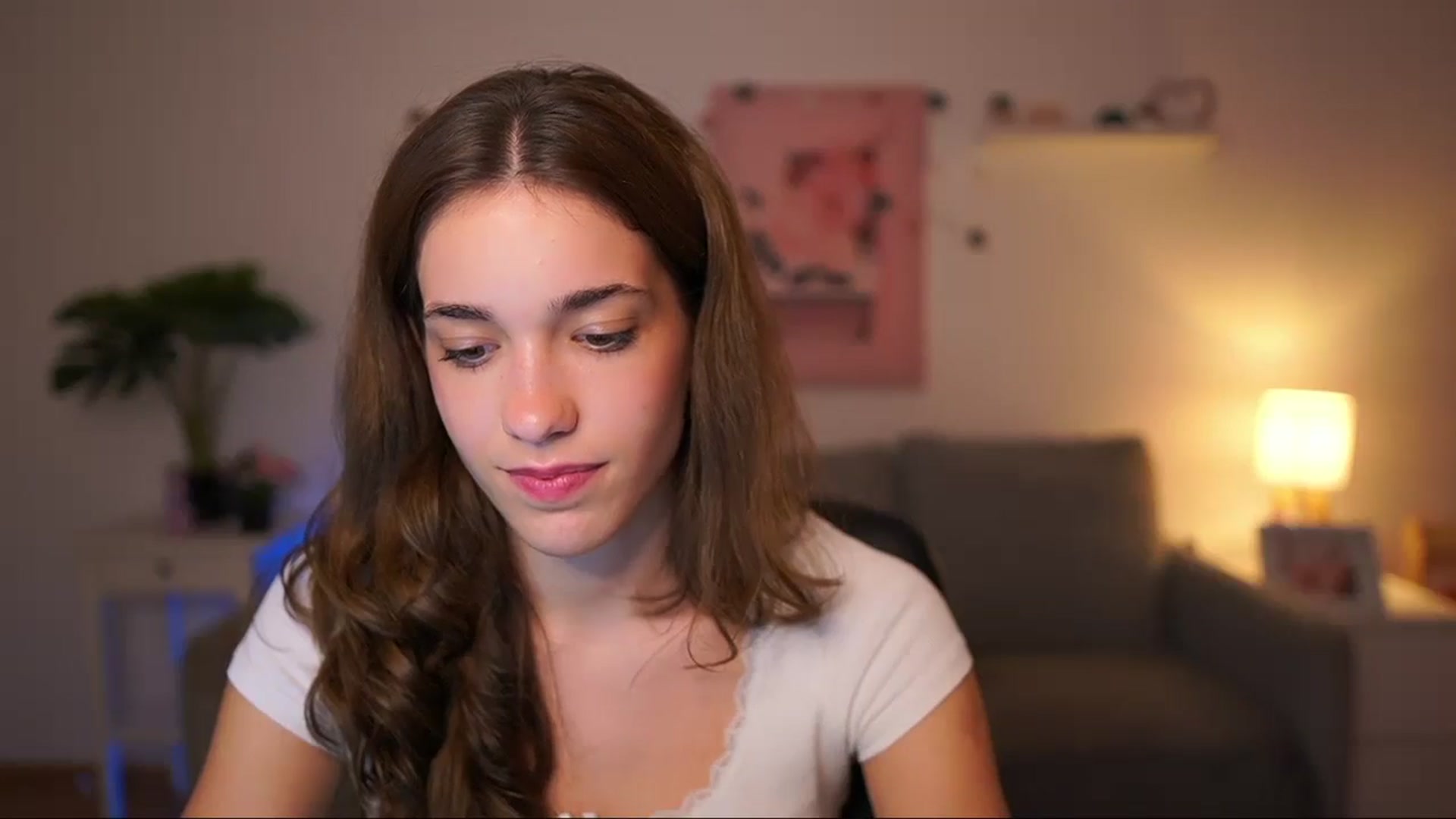 Gallery image thumbnail from Kissiecat's myfreecams stream on, 09/15/2025, 20:42 image 18 of 20