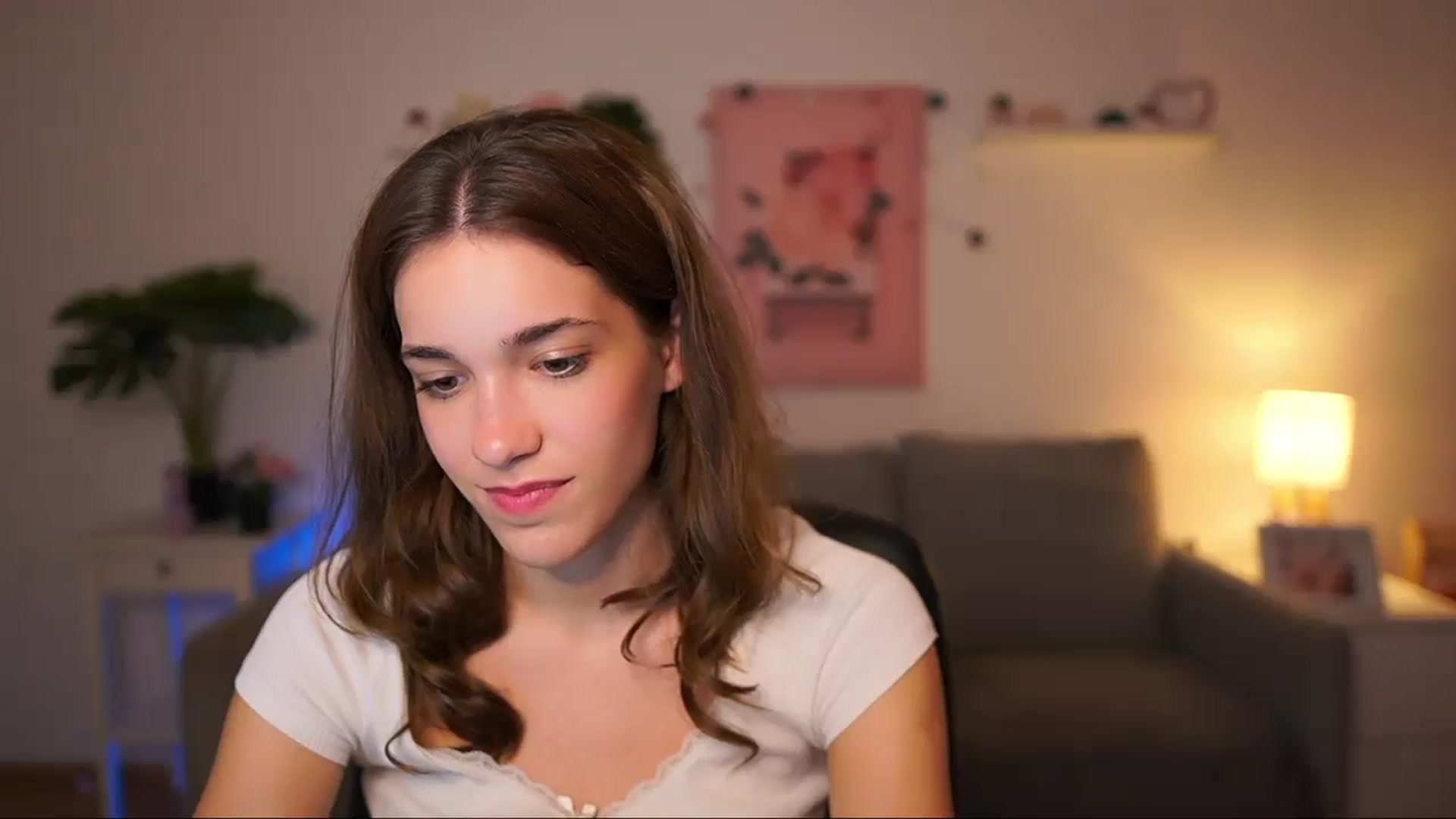 Gallery image thumbnail from Kissiecat's myfreecams stream on, 09/15/2025, 20:42 image 16 of 20
