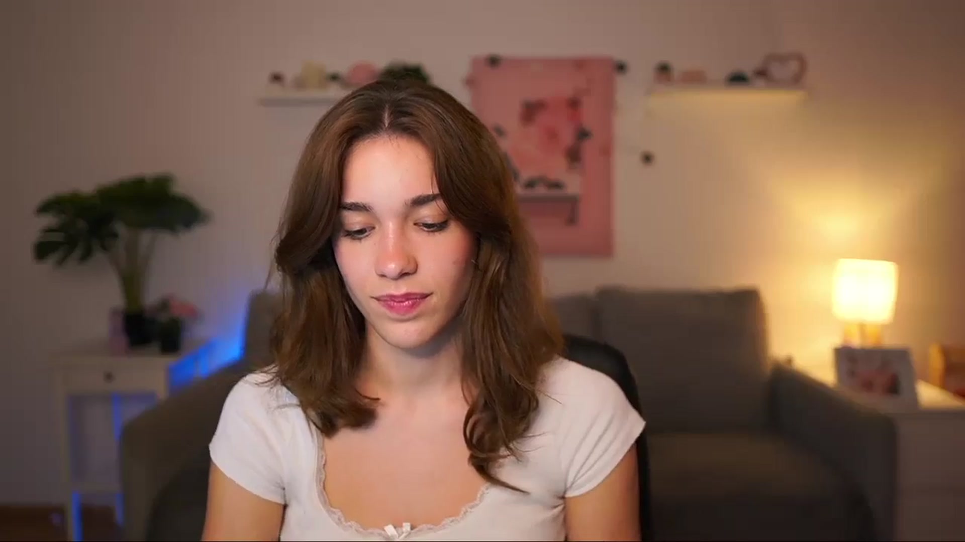 Gallery image thumbnail from Kissiecat's myfreecams stream on, 09/15/2025, 20:42 image 9 of 20