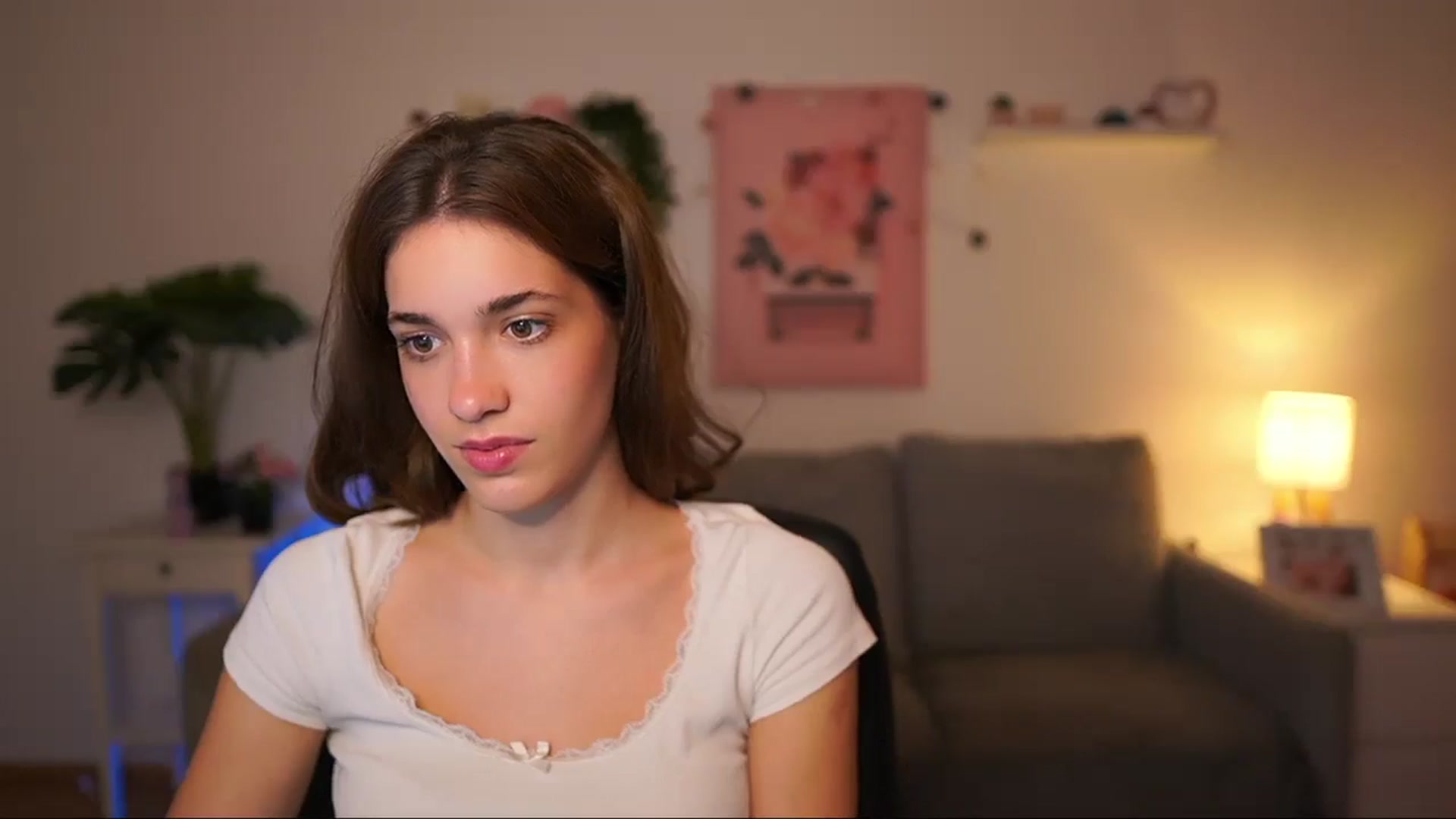 Gallery image thumbnail from Kissiecat's myfreecams stream on, 09/15/2025, 21:38 image 20 of 20