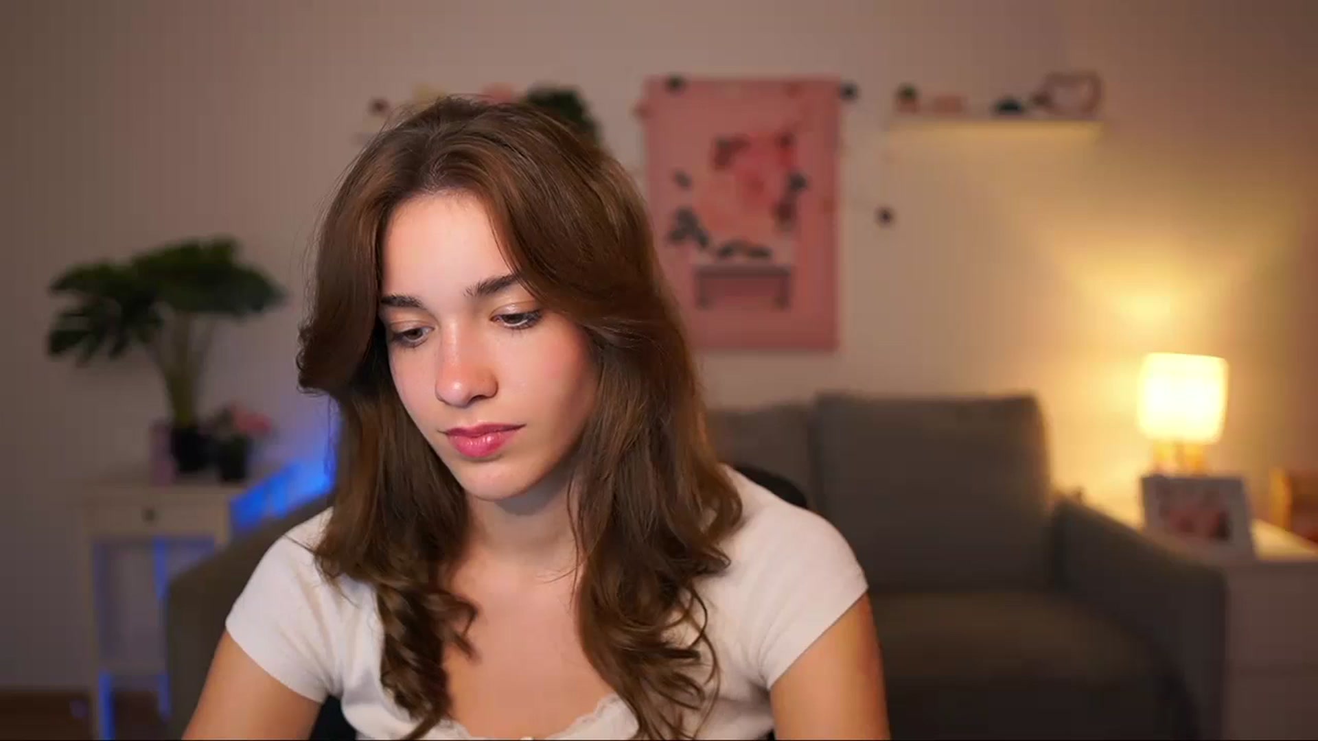 Gallery image thumbnail from Kissiecat's myfreecams stream on, 09/15/2025, 21:38 image 6 of 20