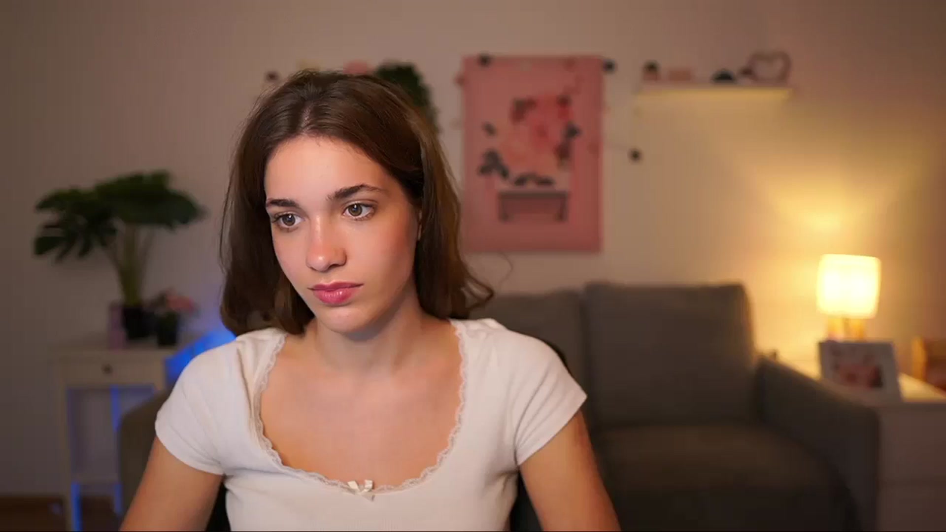 Gallery image thumbnail from Kissiecat's myfreecams stream on, 09/15/2025, 21:38 image 19 of 20